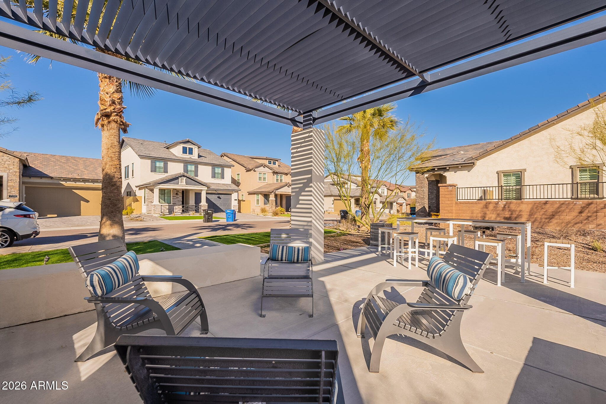 851 E DEER CREEK Road