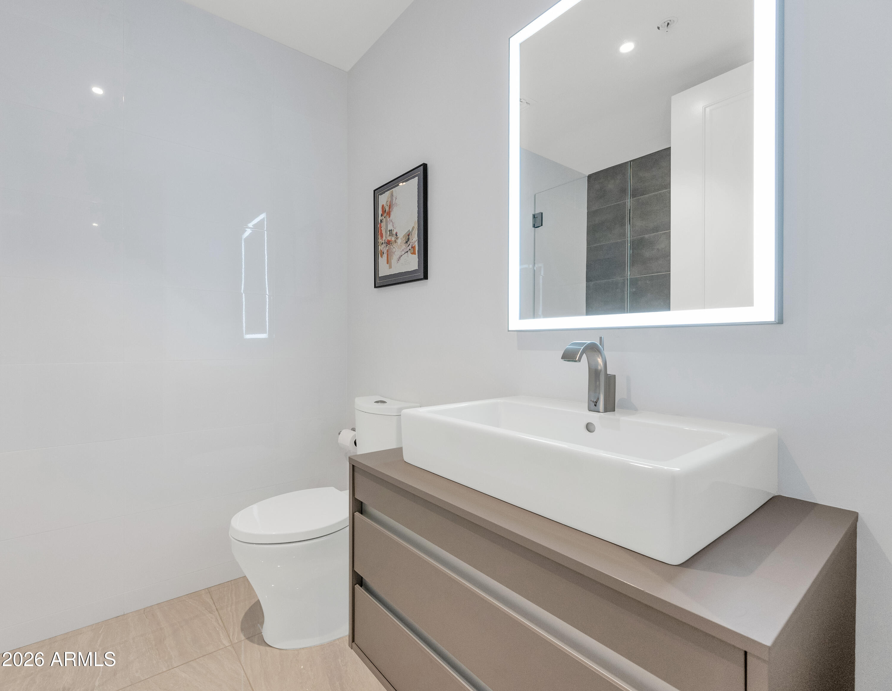 3801 N GOLDWATER Boulevard 402