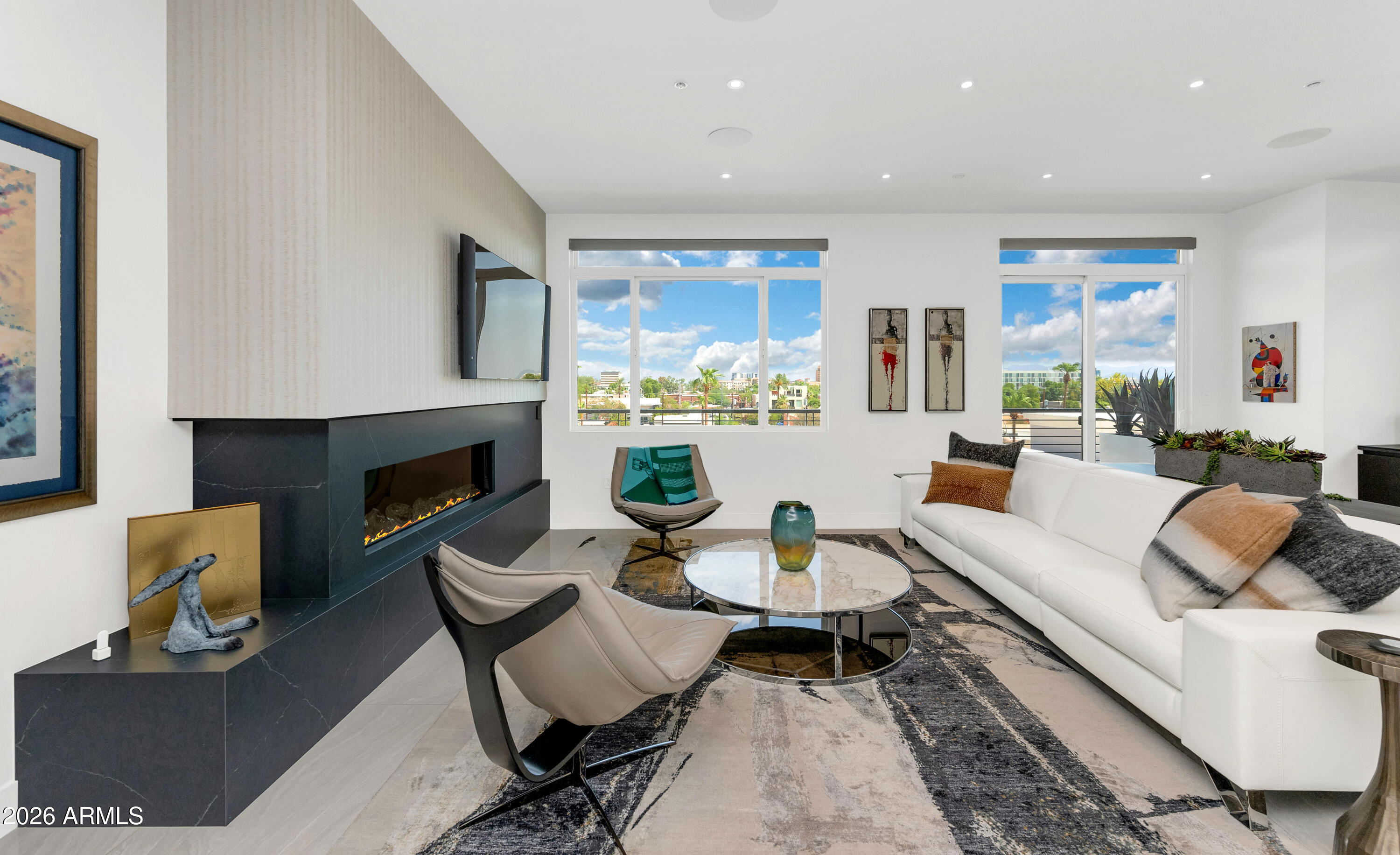 3801 N GOLDWATER Boulevard 402