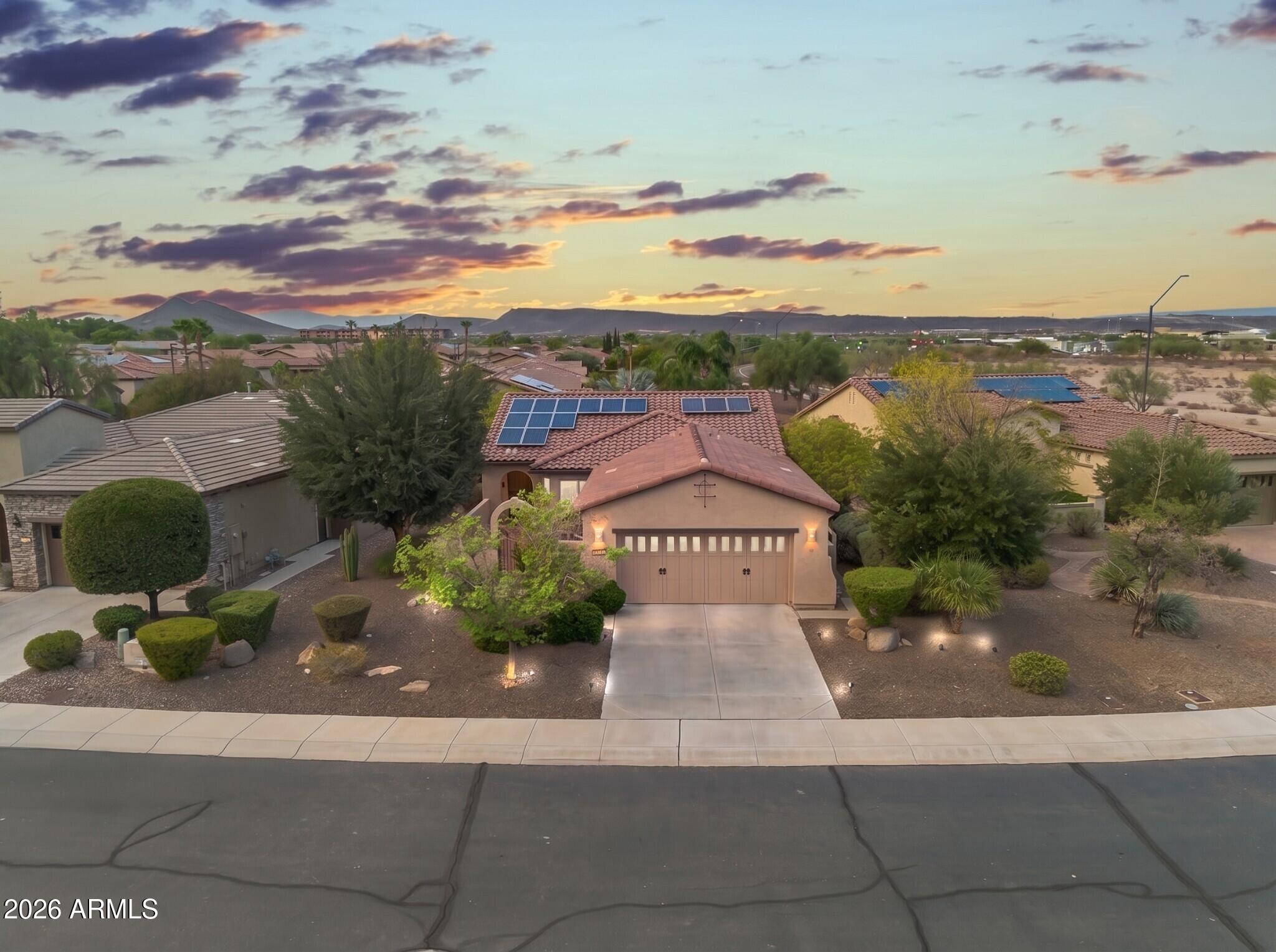 12376 W RUNNING DEER Trail