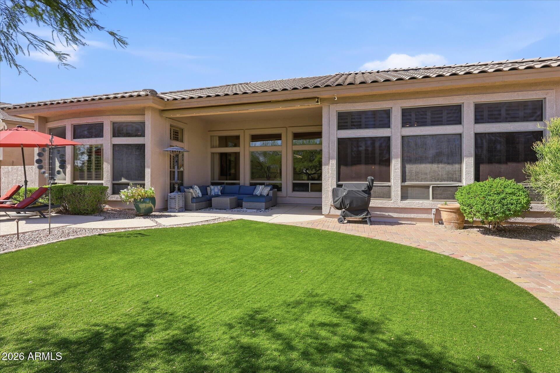 7963 E SUGARLOAF Circle