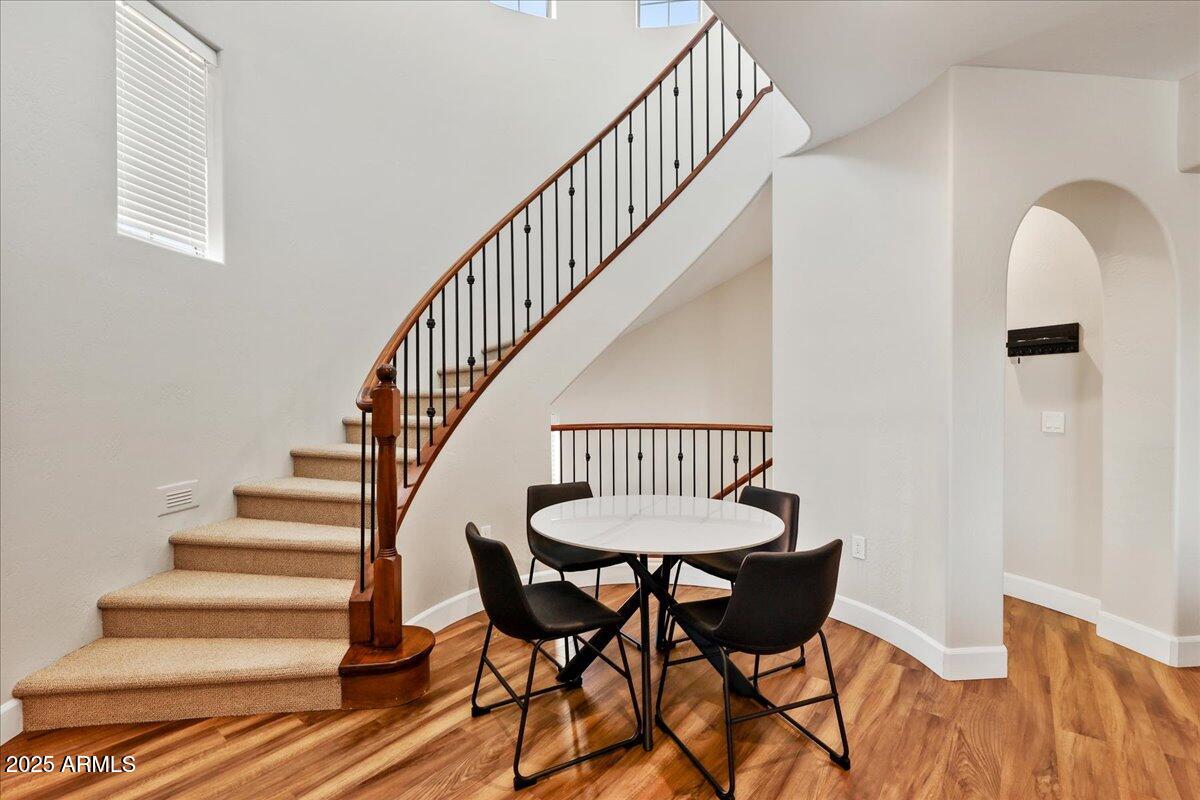 3935 E ROUGH RIDER Road 1016