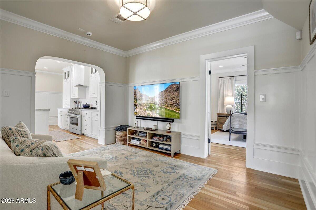 324 W MONTE VISTA Road