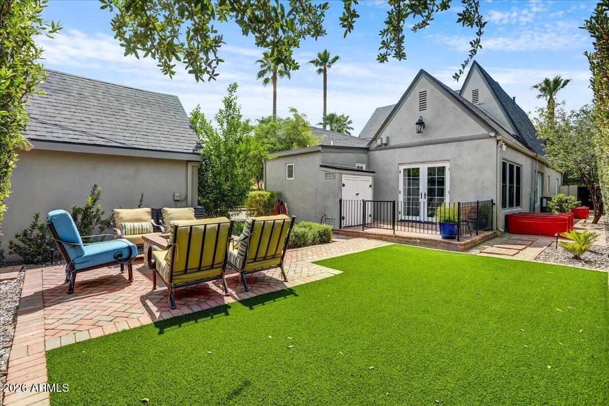 324 W MONTE VISTA Road