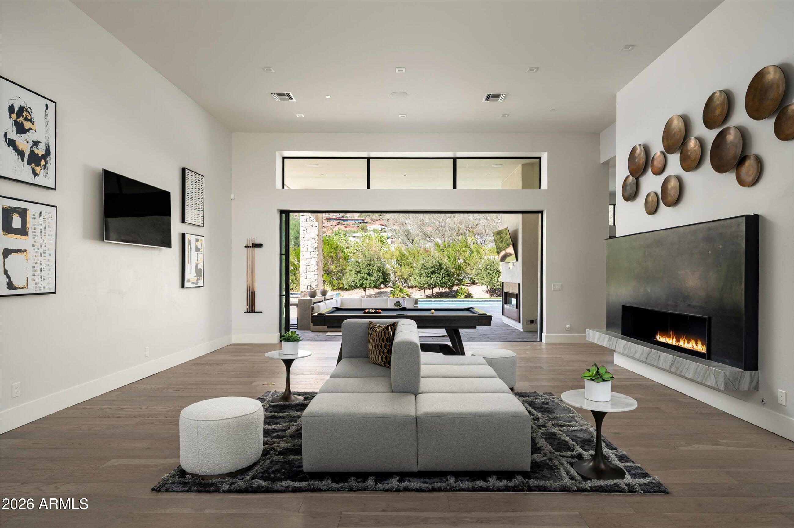4822 E PALOMINO Road