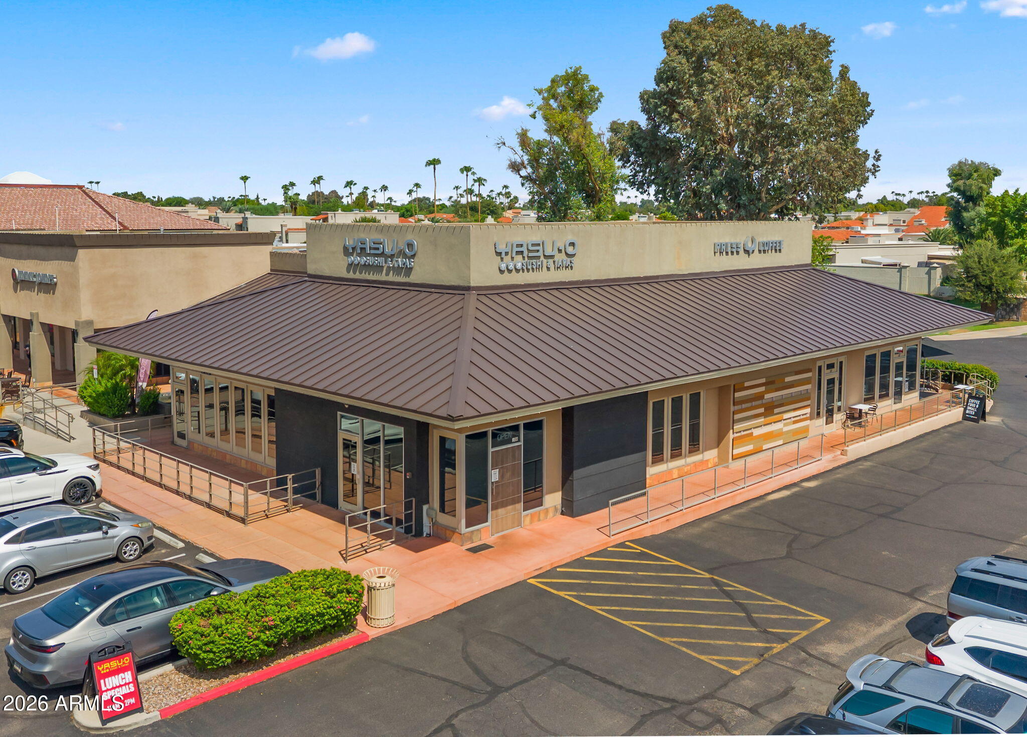 8649 E ROYAL PALM Road 213