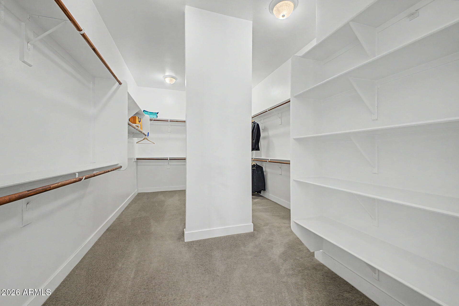 3671 E AQUARIUS Place
