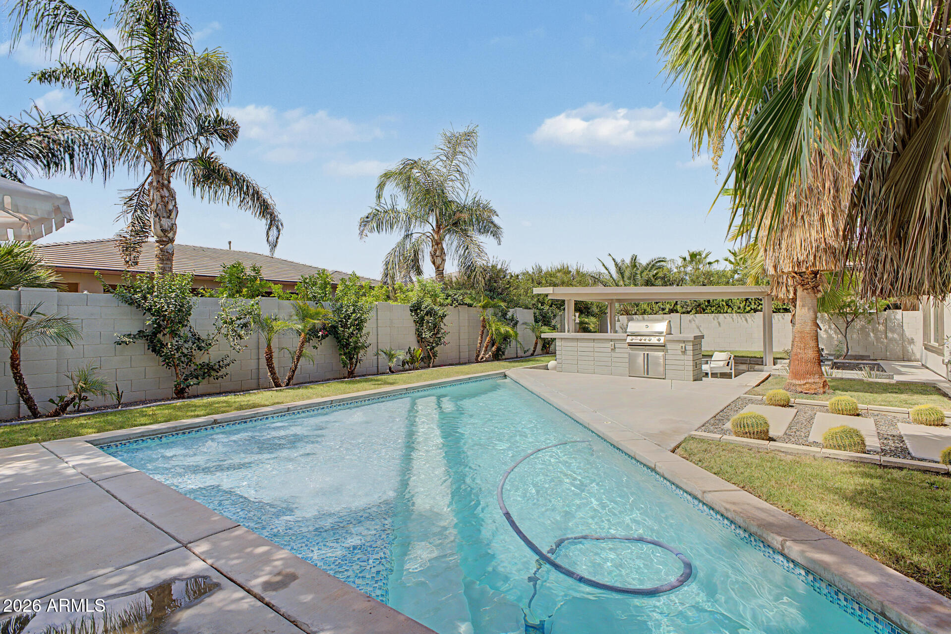 3671 E AQUARIUS Place