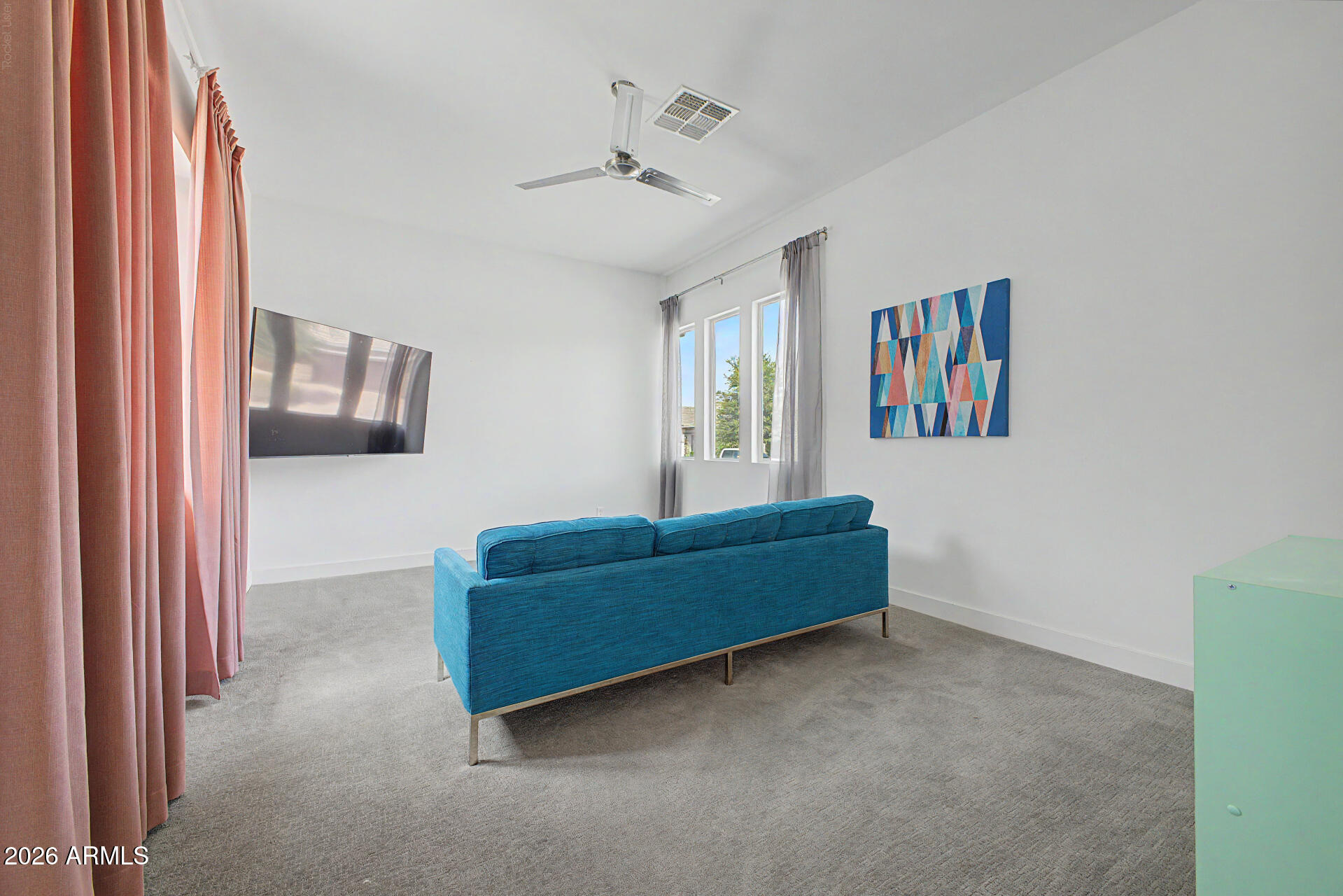 3671 E AQUARIUS Place