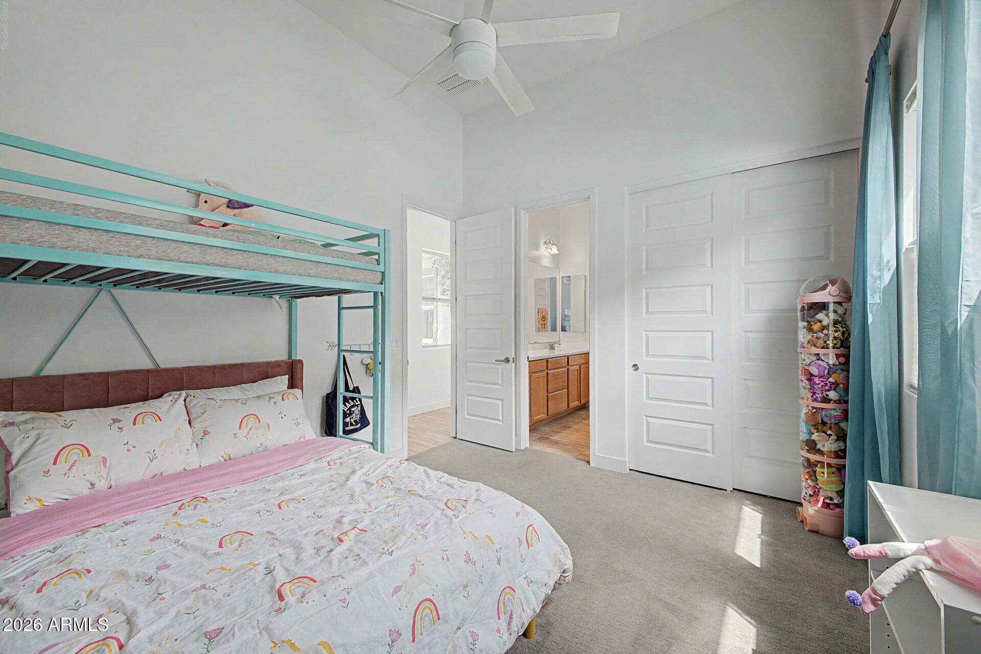 3671 E AQUARIUS Place