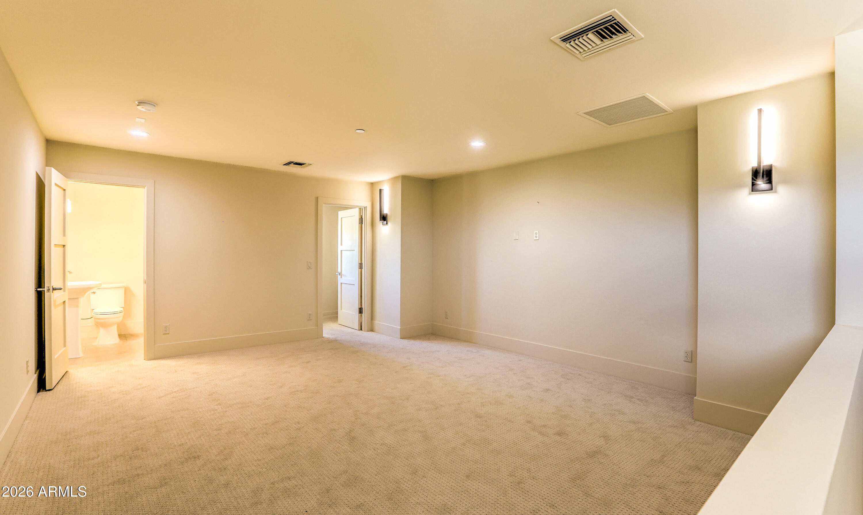 10031 N PALISADES Boulevard