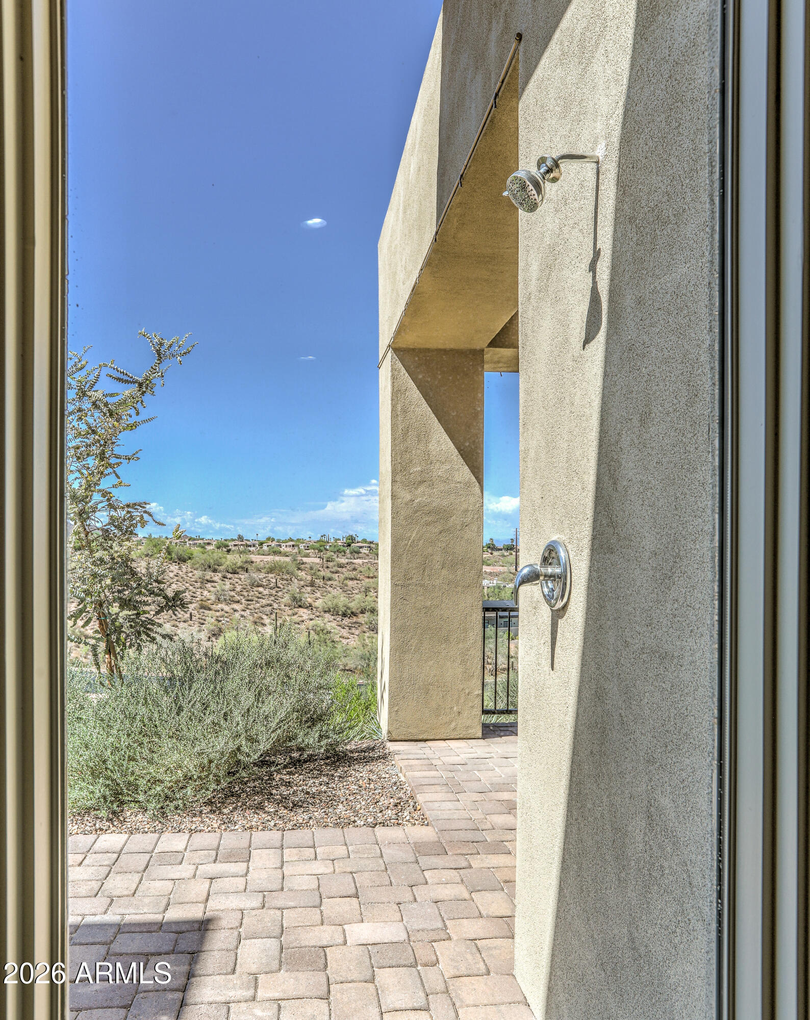 10031 N PALISADES Boulevard