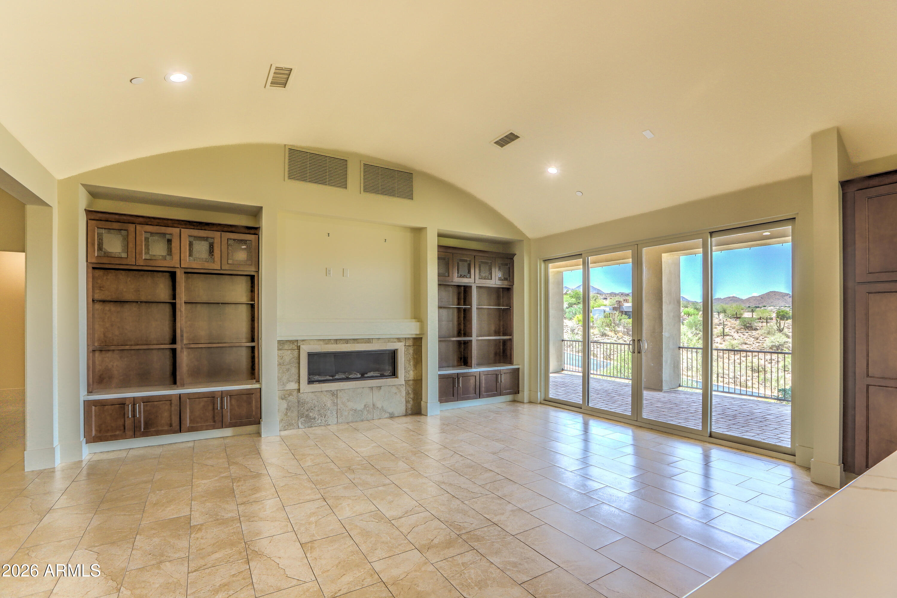 10031 N PALISADES Boulevard