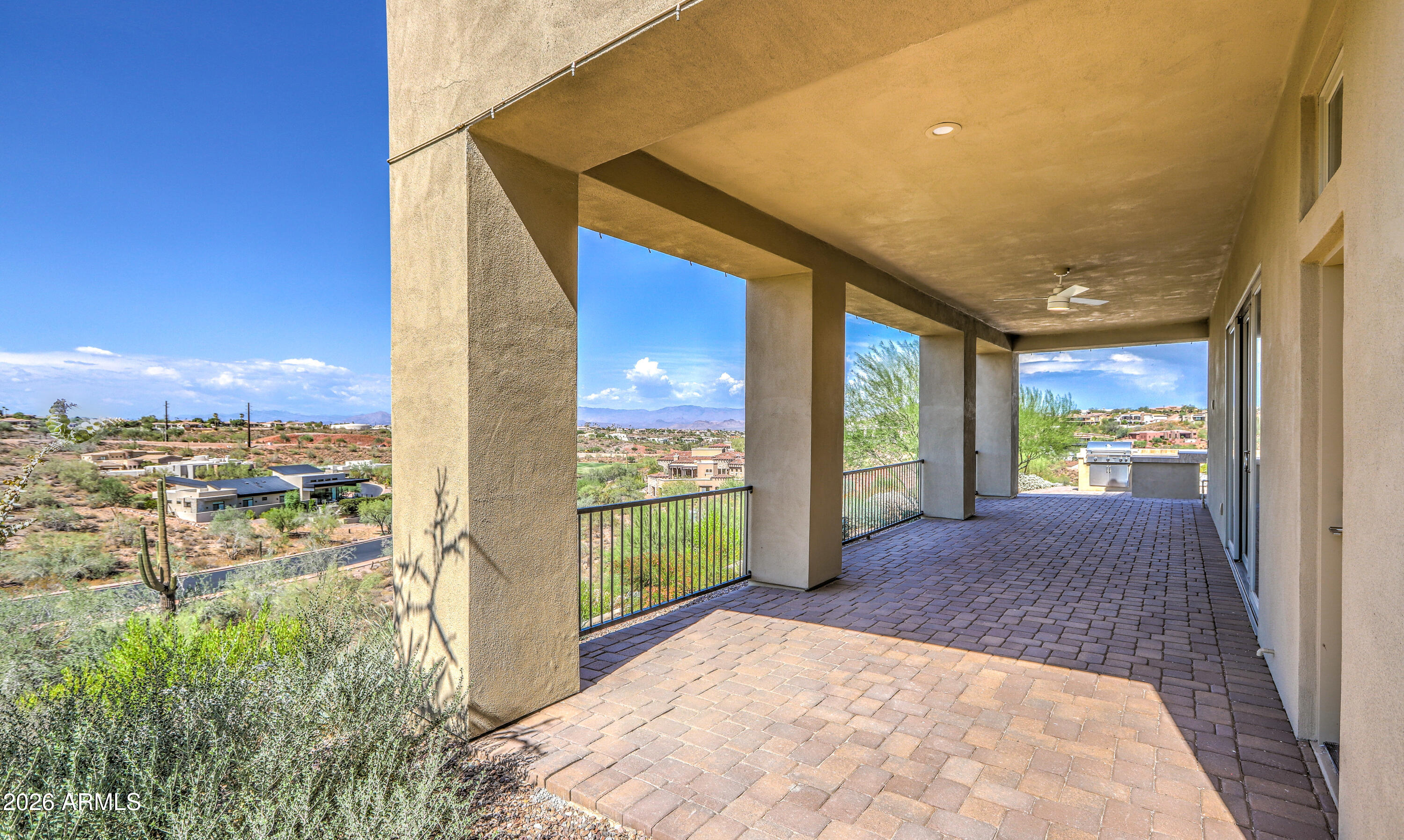 10031 N PALISADES Boulevard