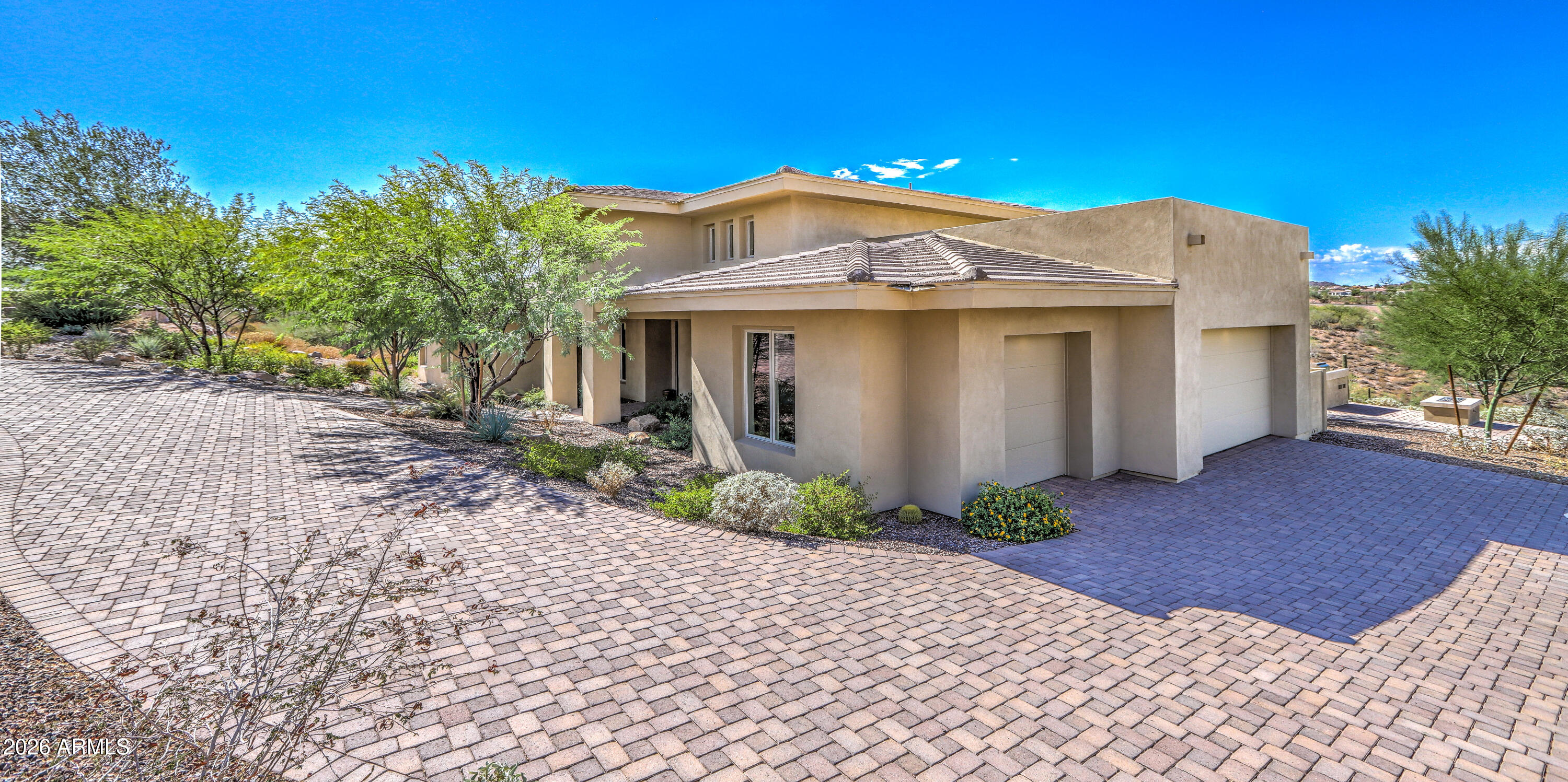 10031 N PALISADES Boulevard