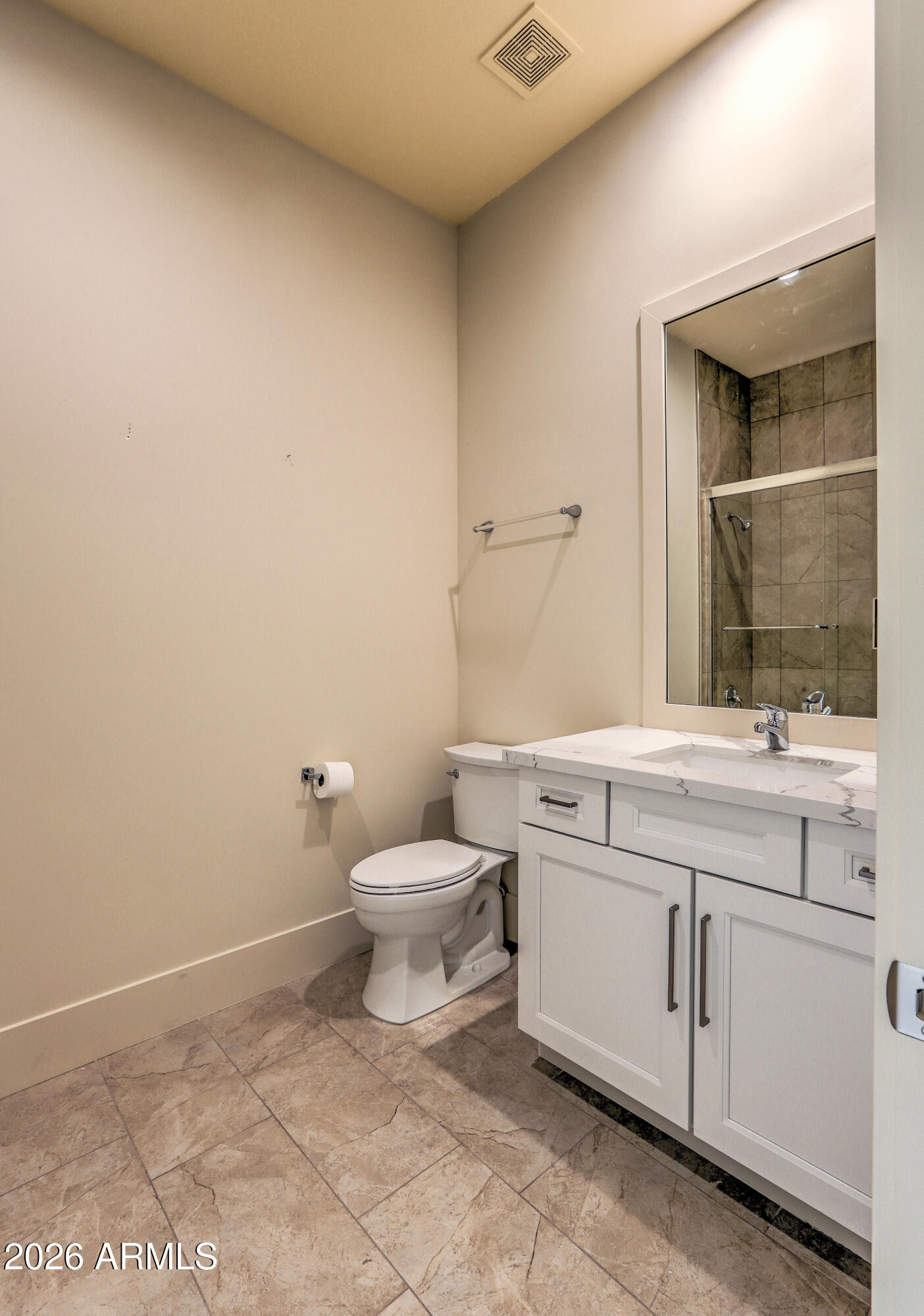 10031 N PALISADES Boulevard