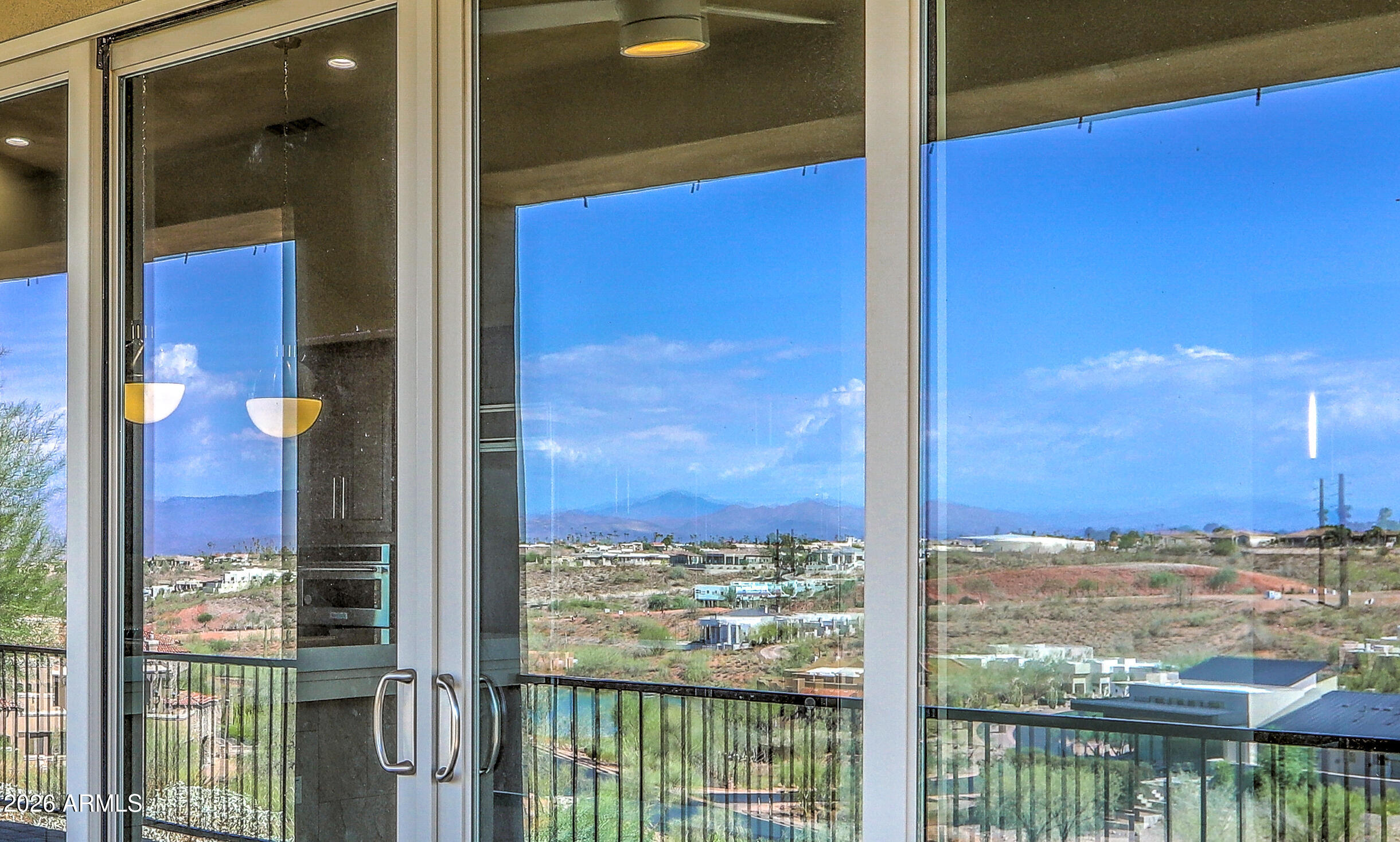 10031 N PALISADES Boulevard