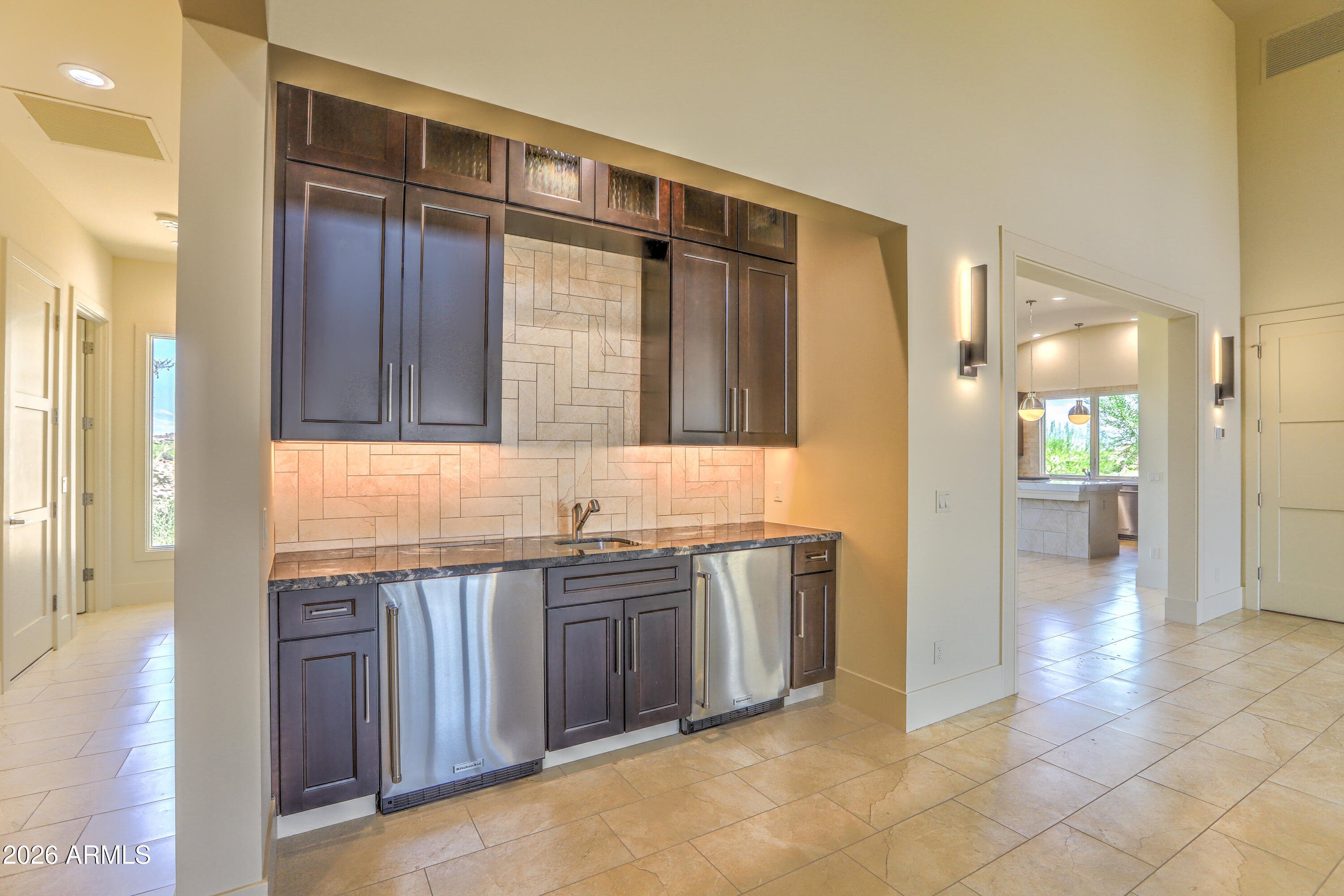 10031 N PALISADES Boulevard