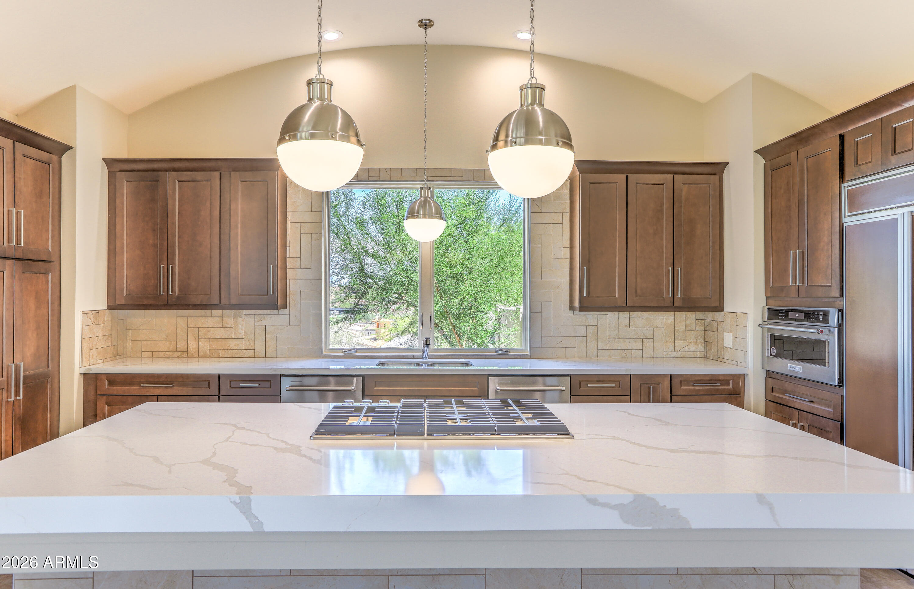10031 N PALISADES Boulevard