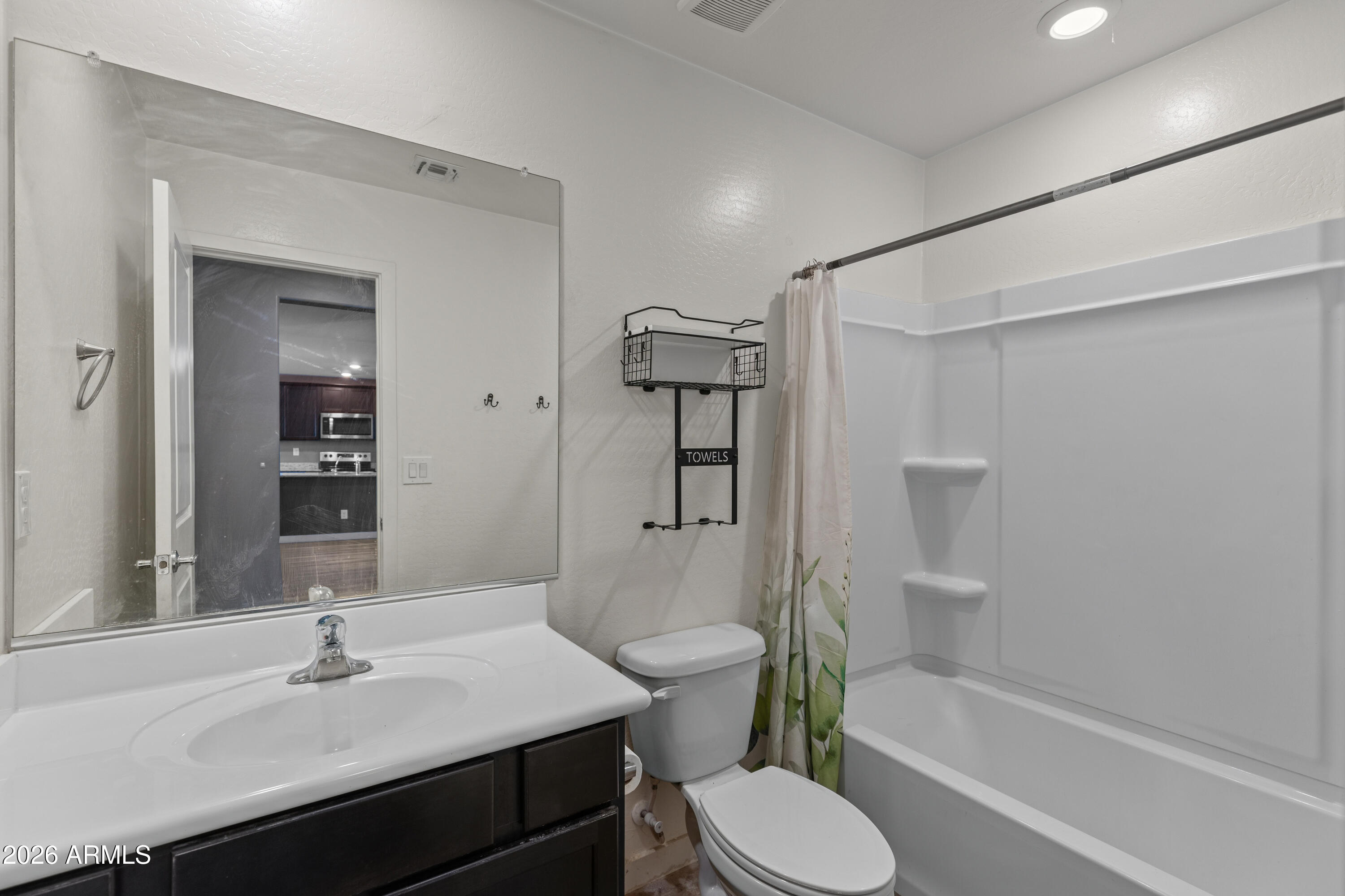 960 W 20TH Street