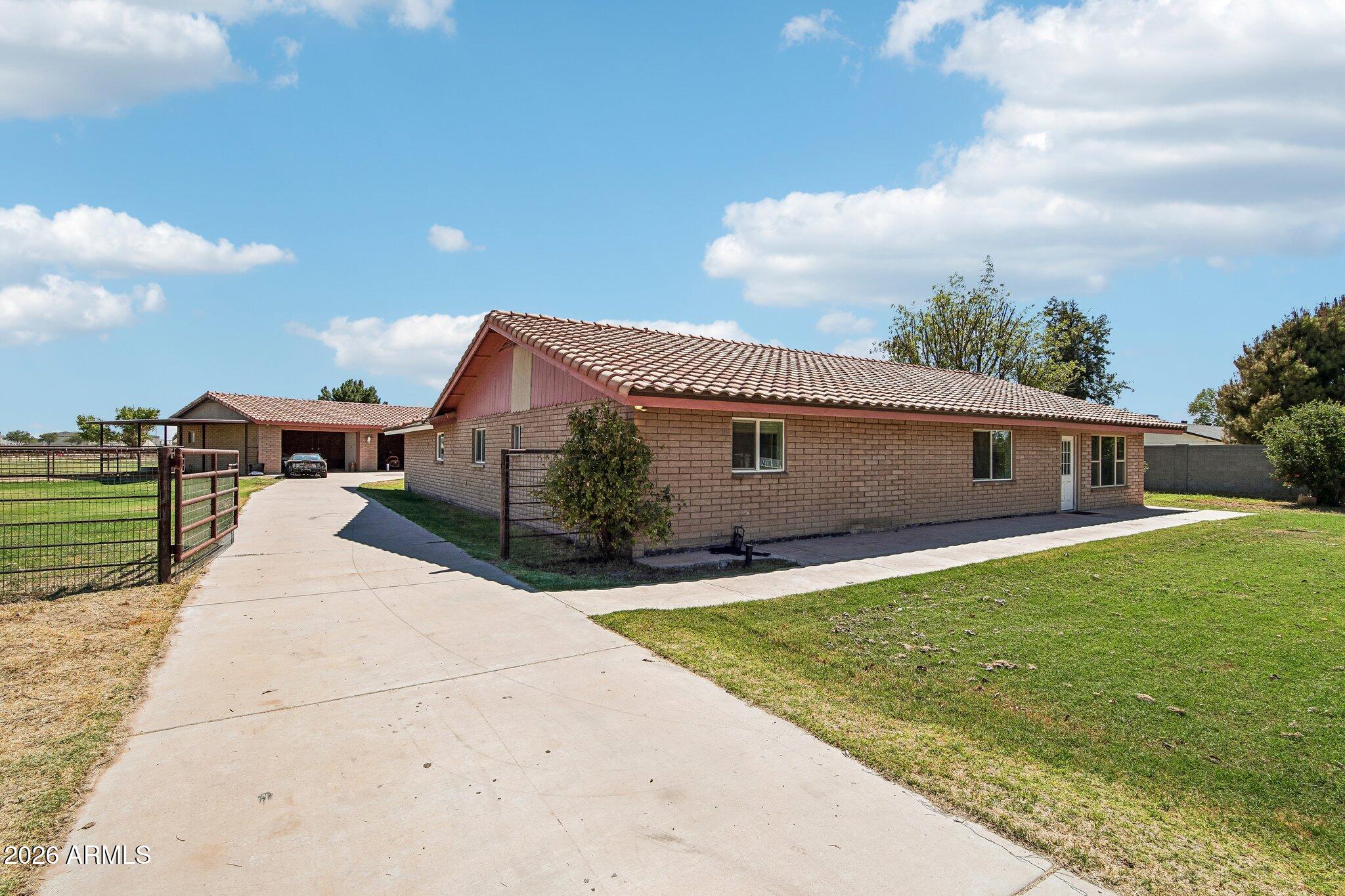 12137 E Bluebird Drive