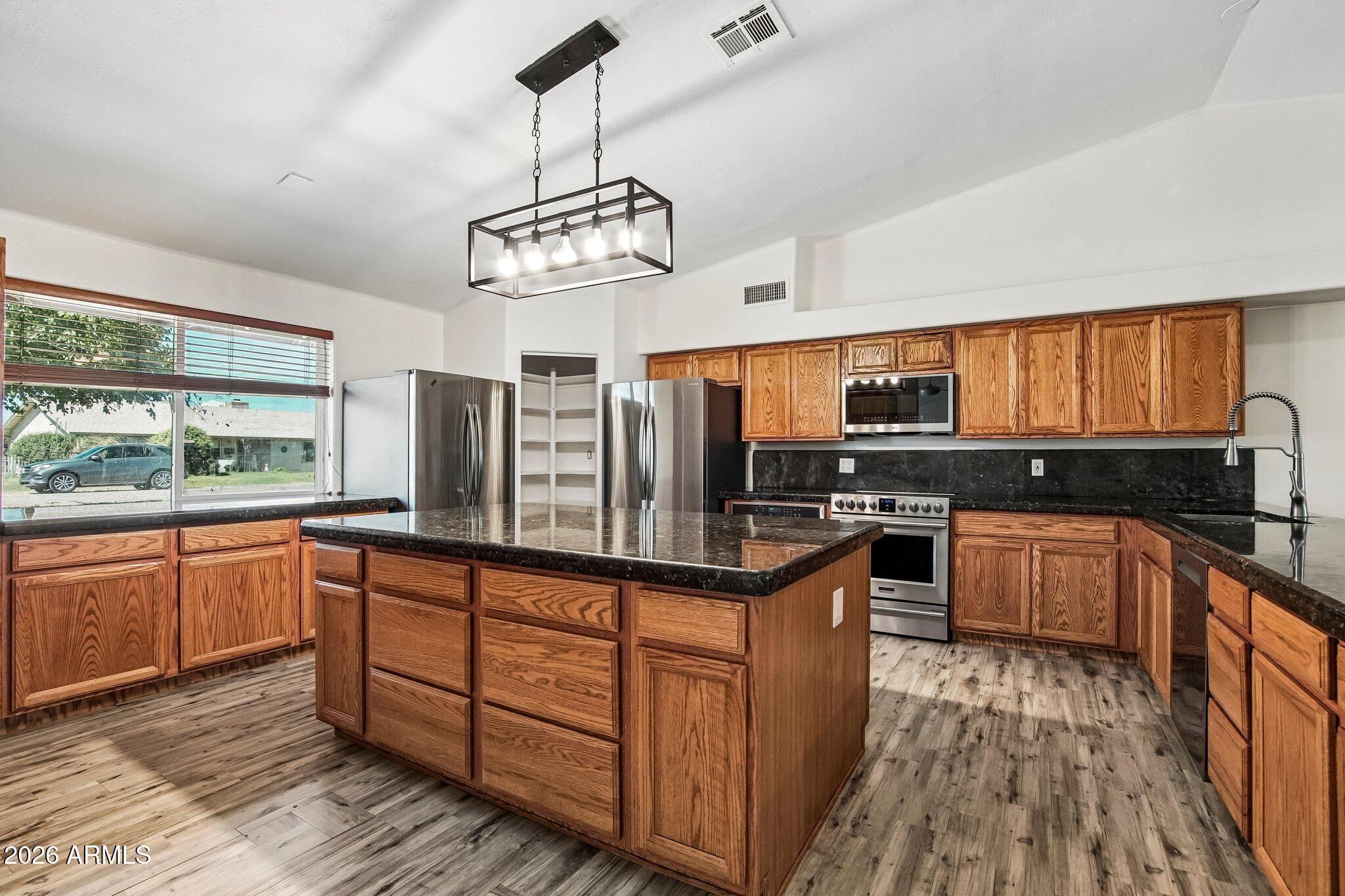 12137 E Bluebird Drive