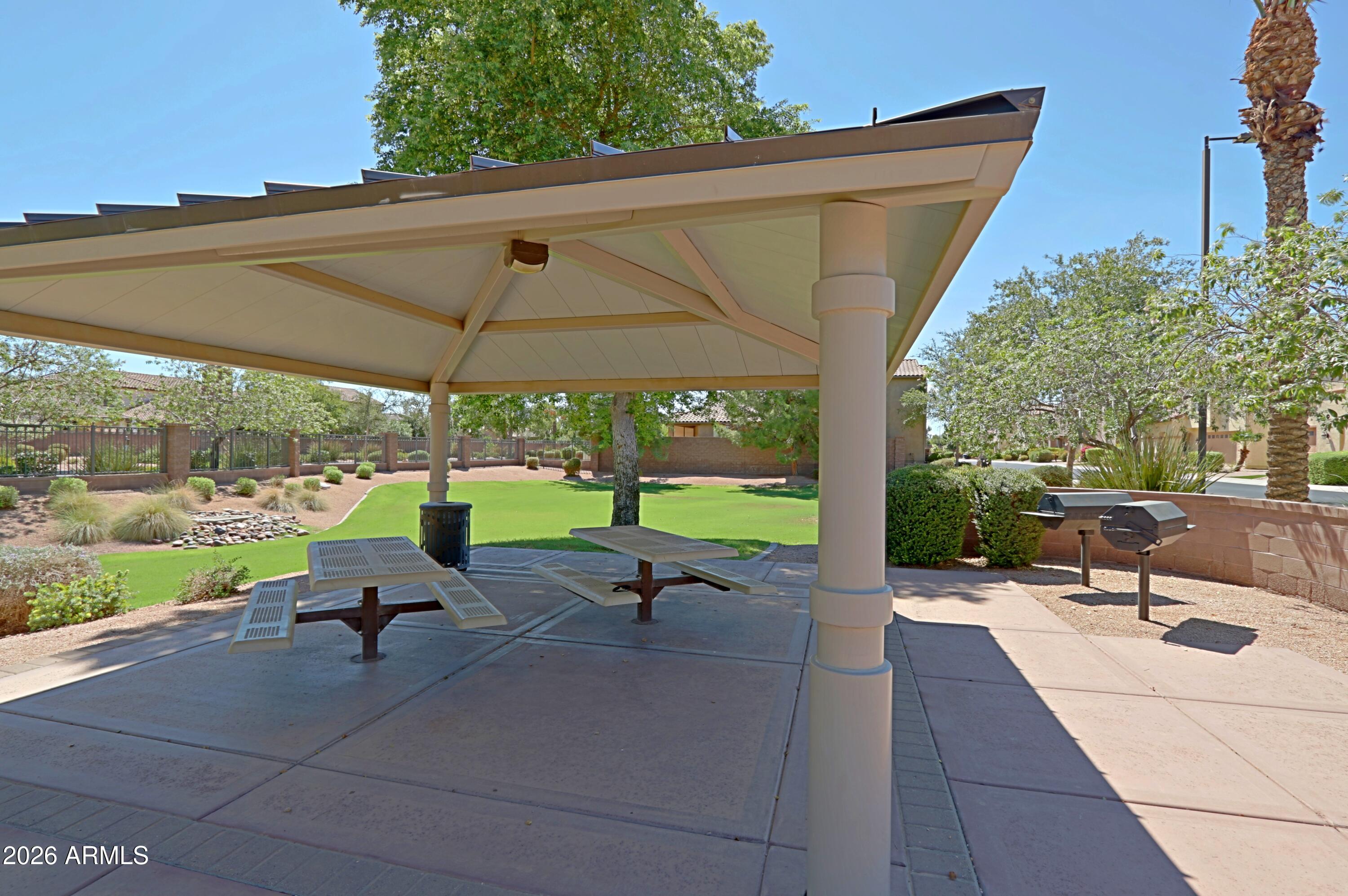 157 E CANYON Way
