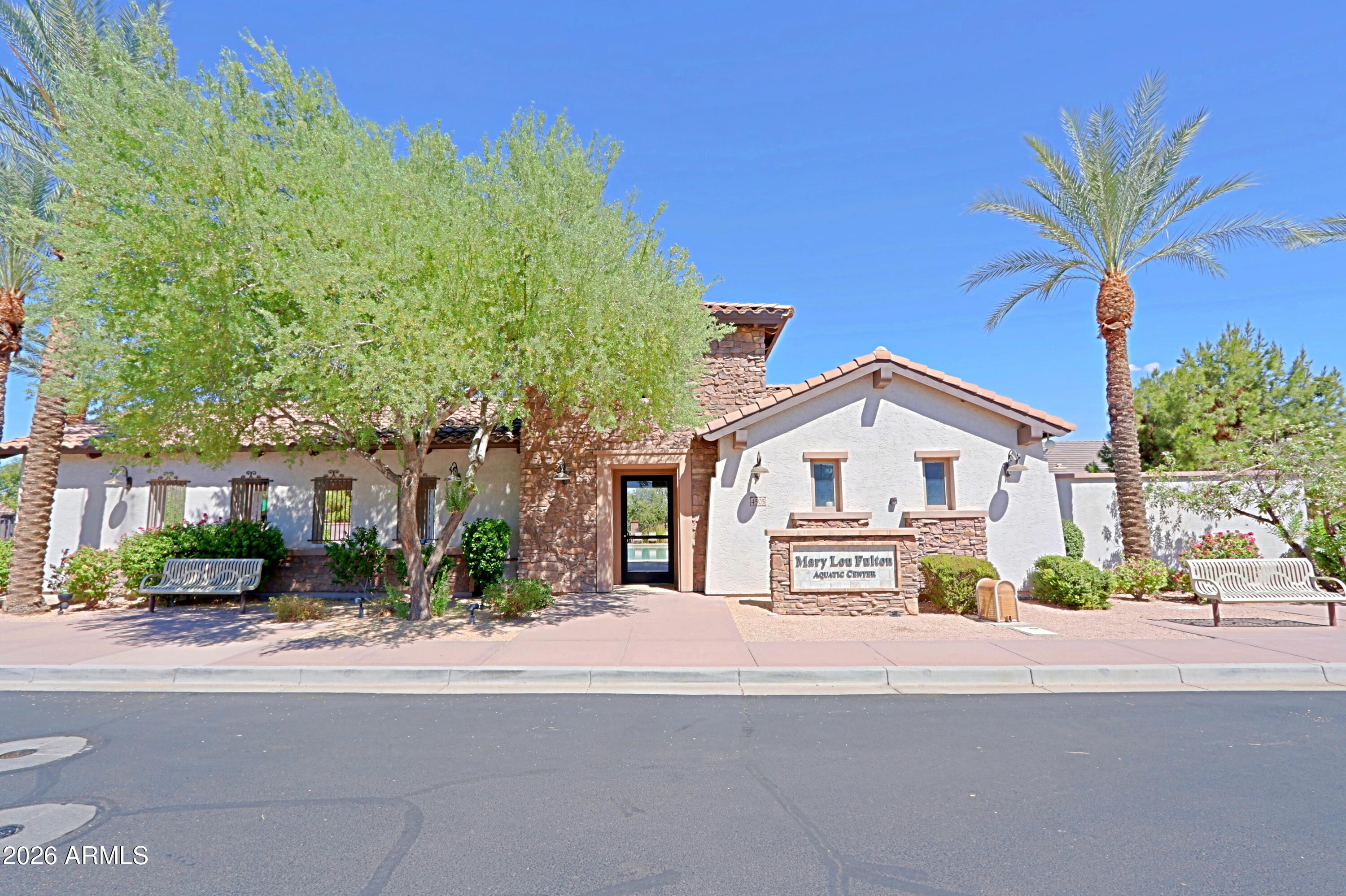 157 E CANYON Way