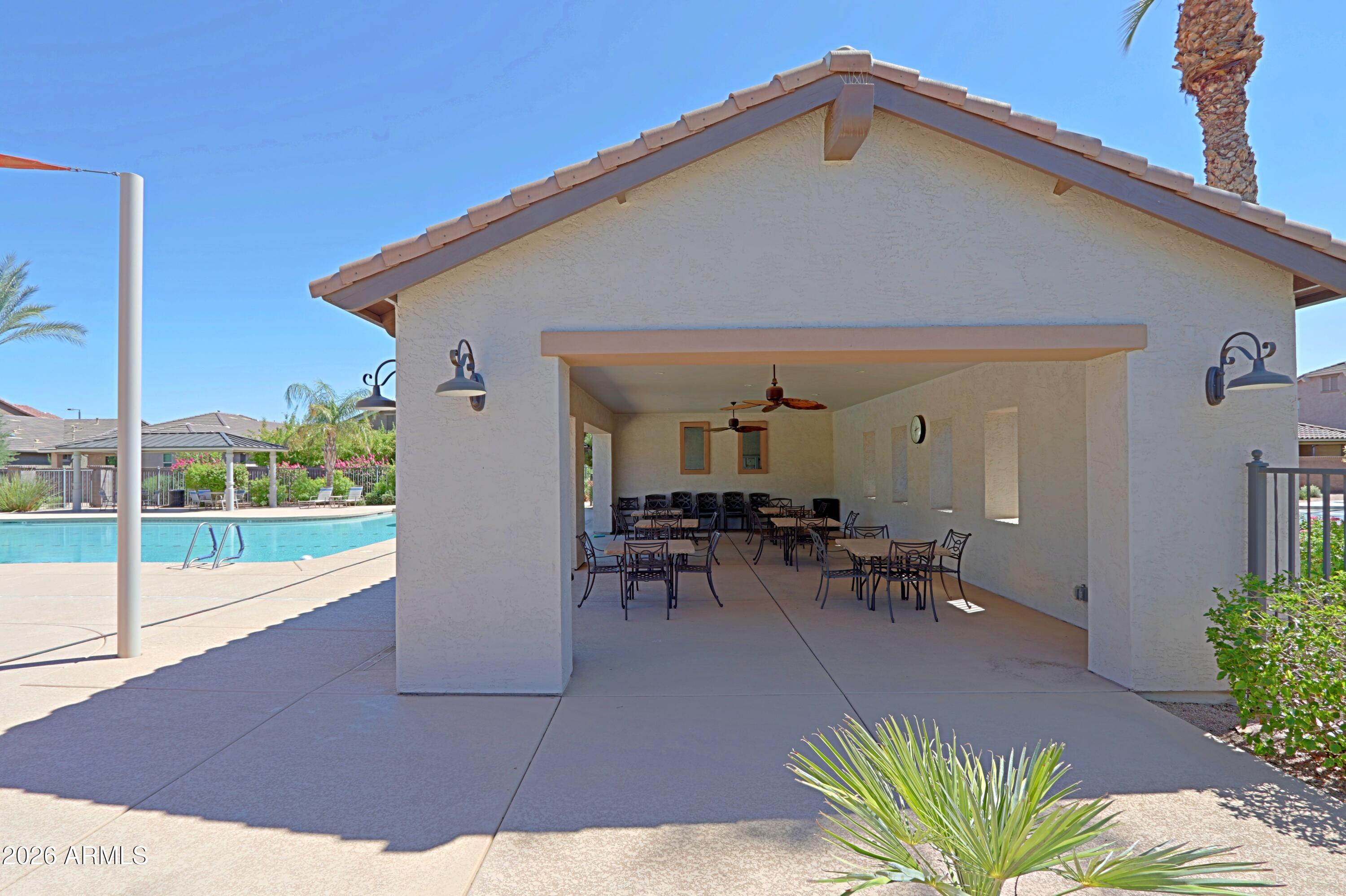 157 E CANYON Way