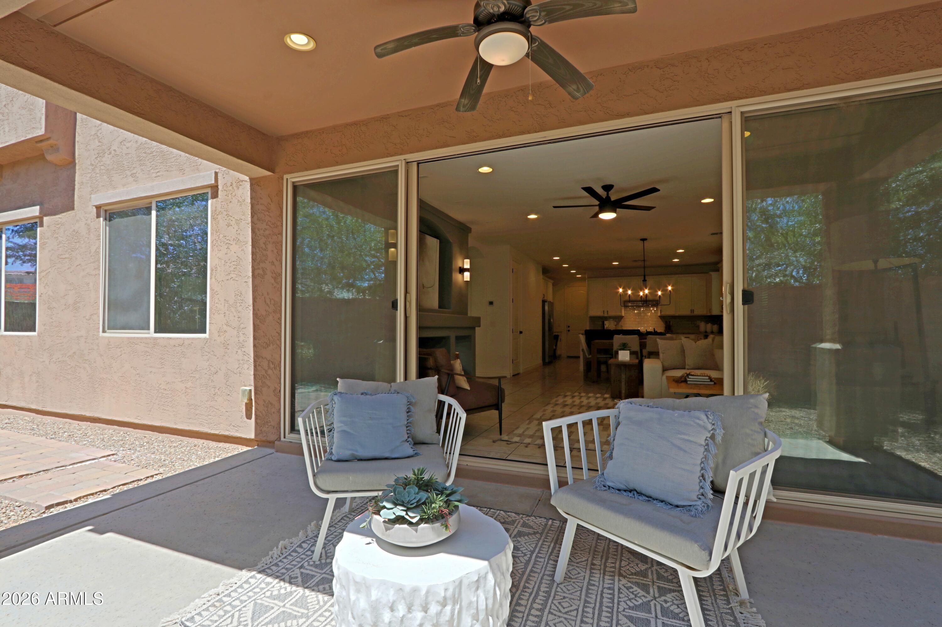 157 E CANYON Way