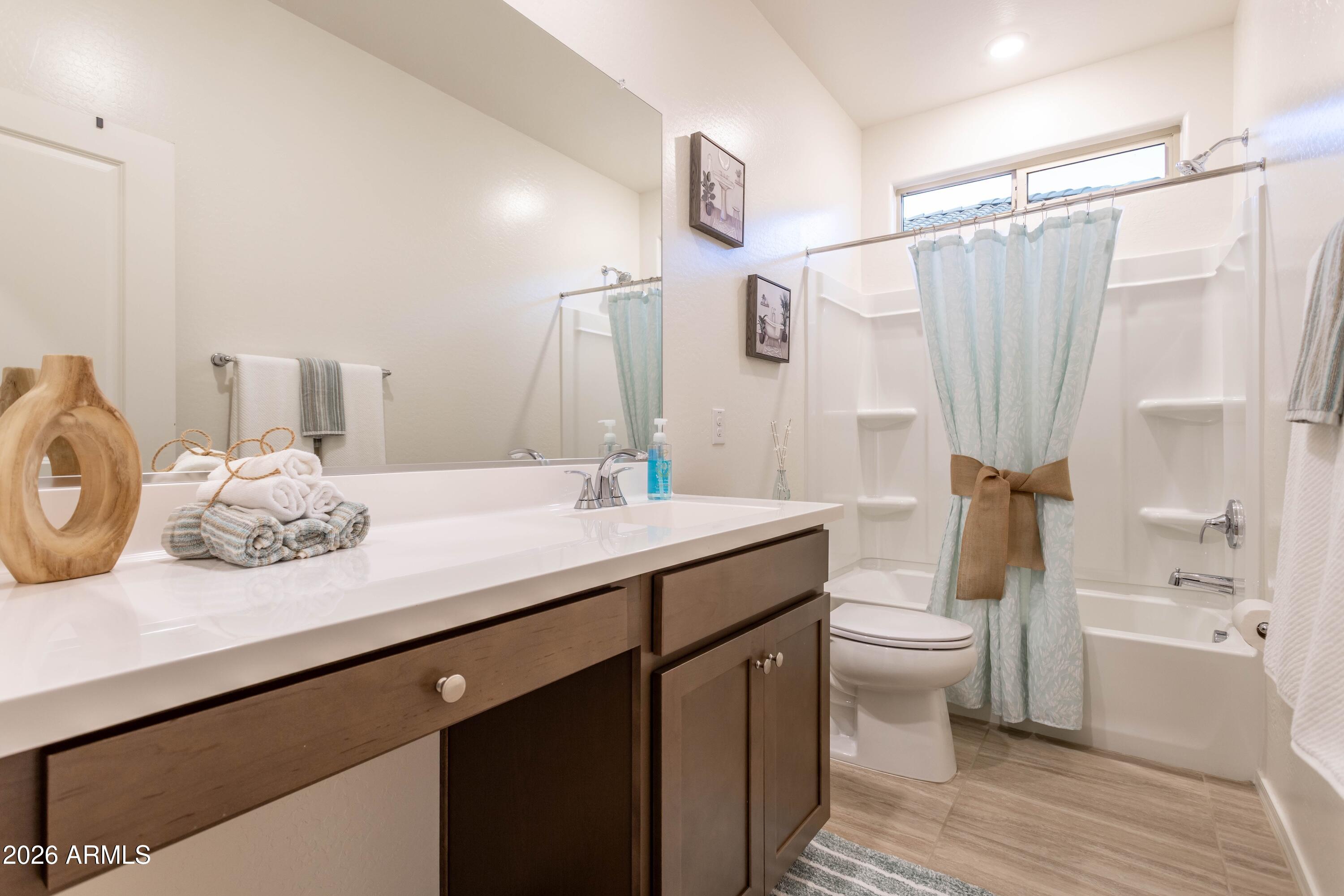 17146 W RUNNING DEER Trail