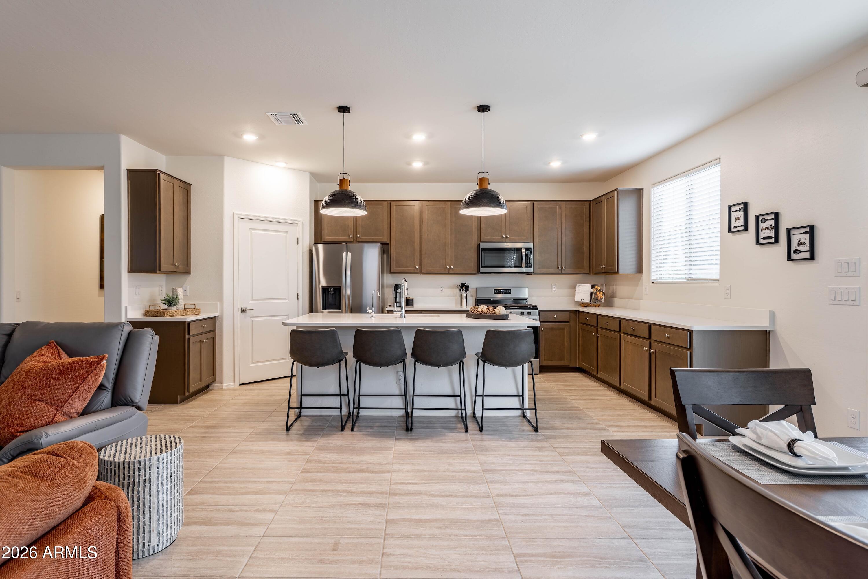 17146 W RUNNING DEER Trail
