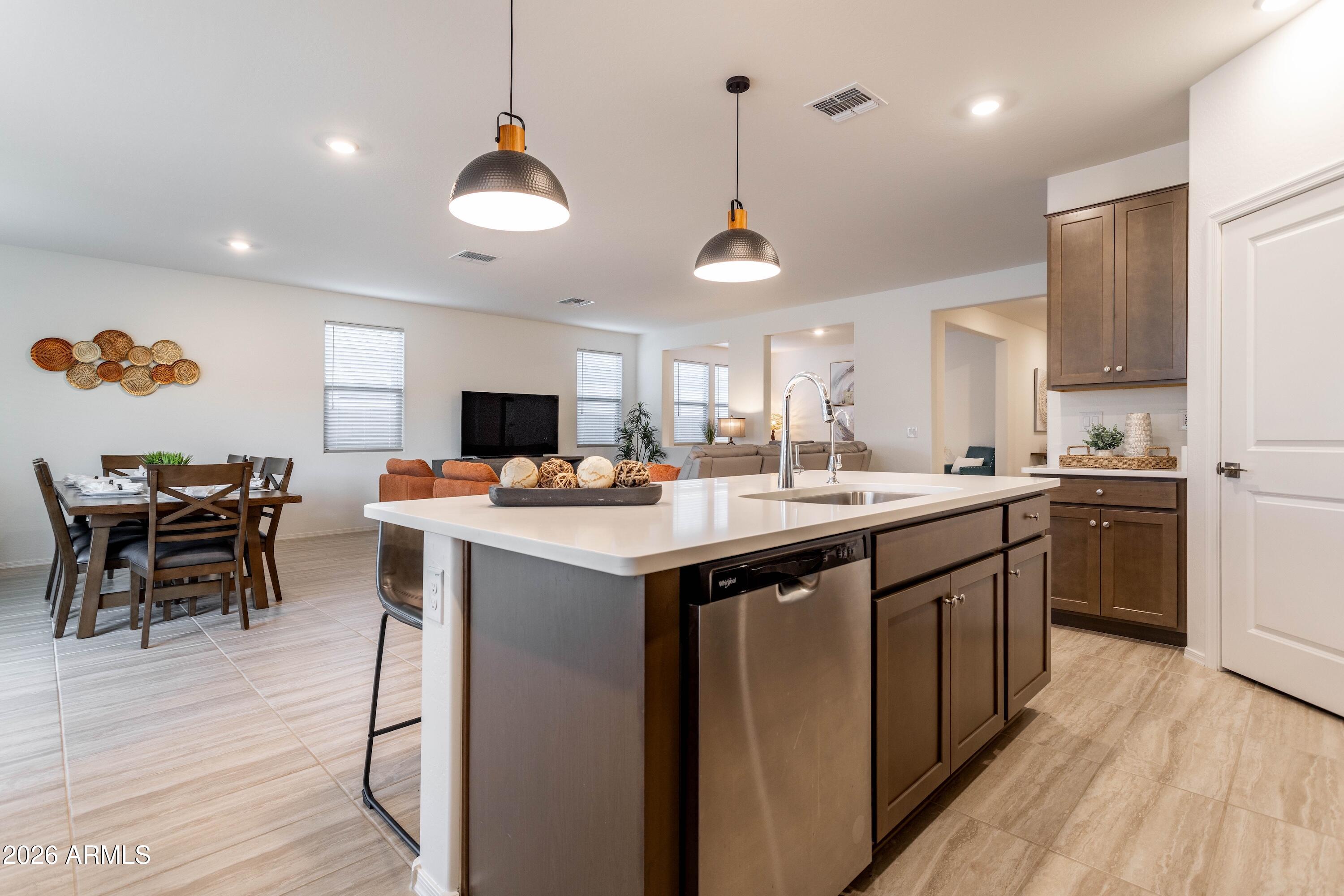 17146 W RUNNING DEER Trail