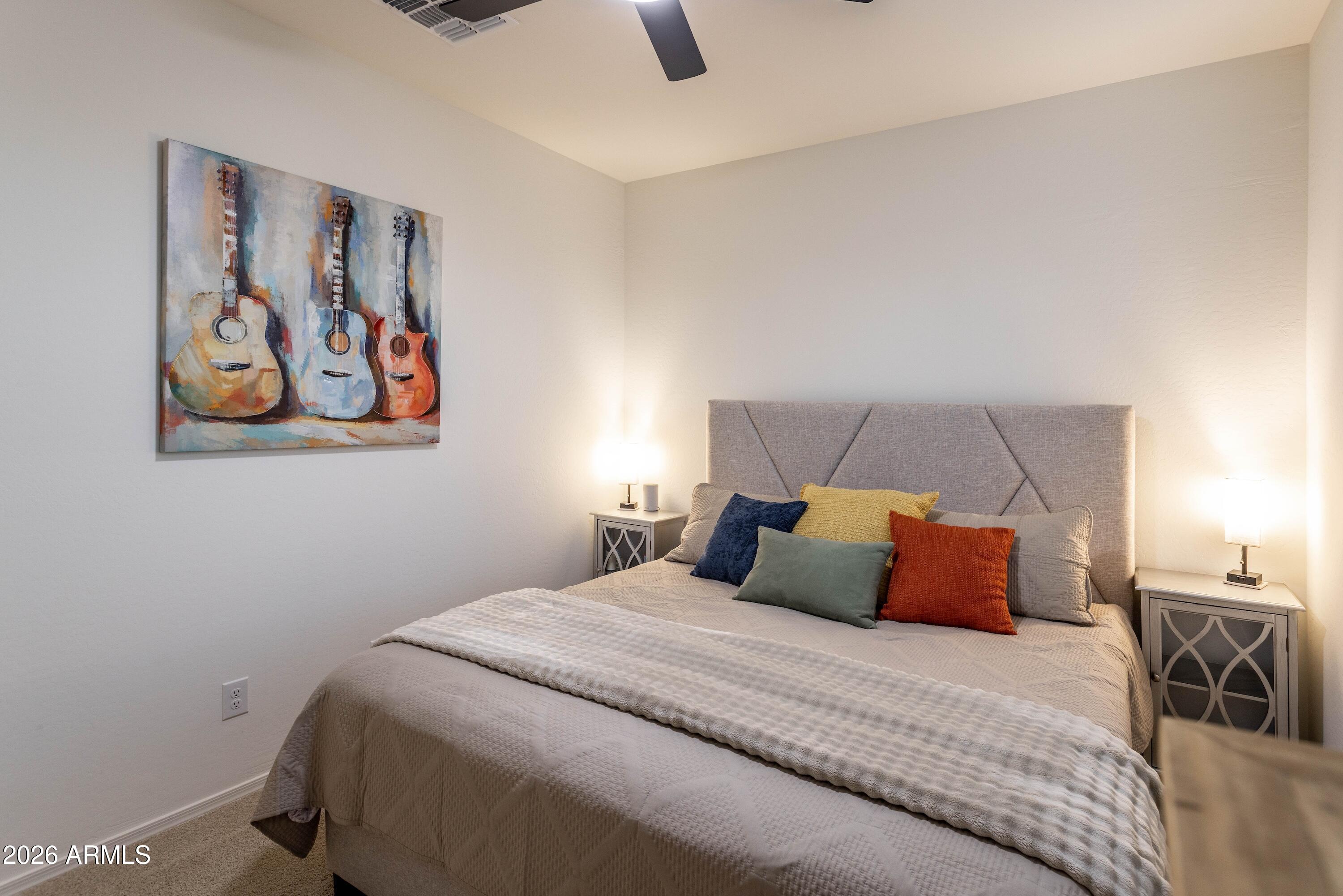 17146 W RUNNING DEER Trail
