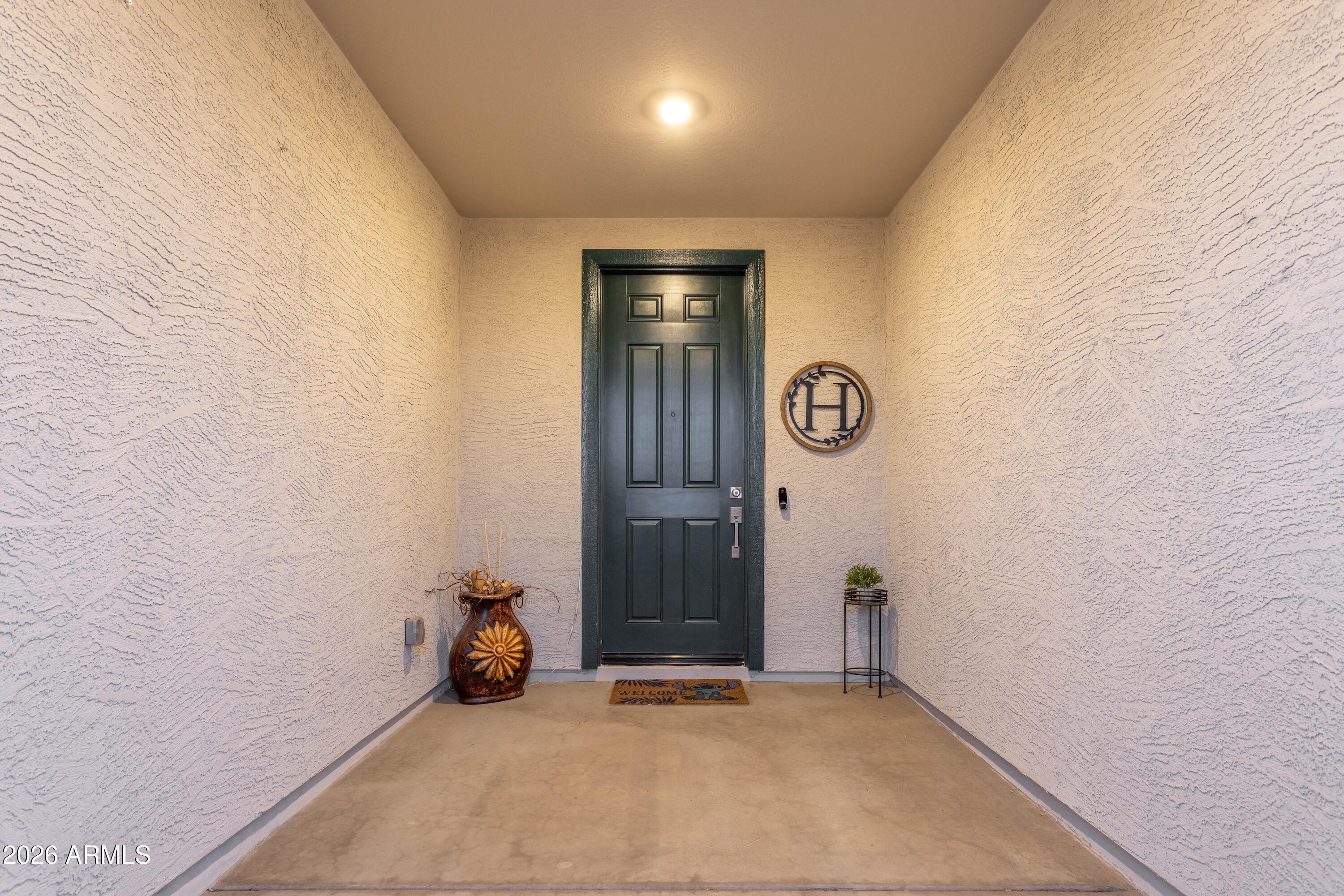 17146 W RUNNING DEER Trail