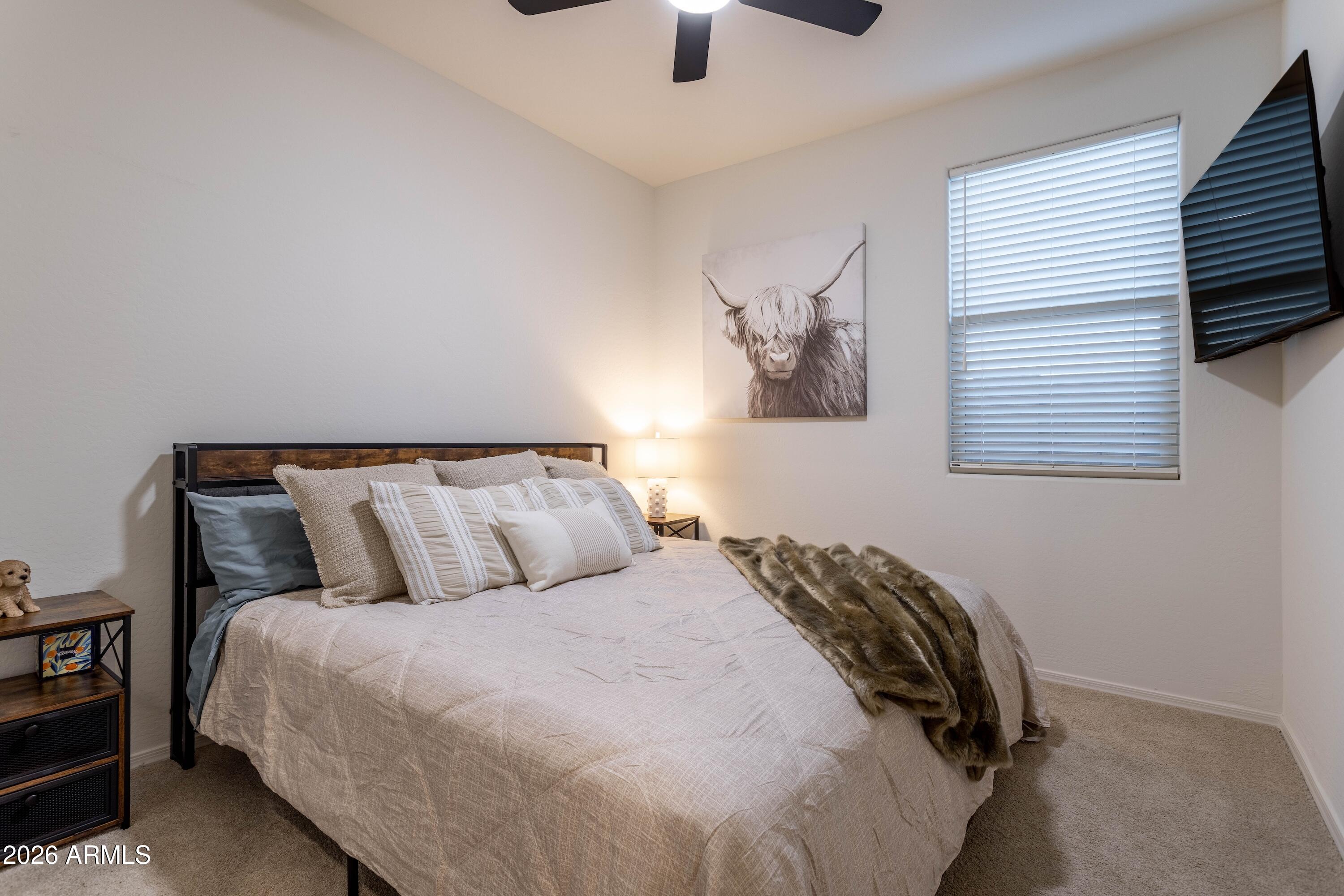 17146 W RUNNING DEER Trail