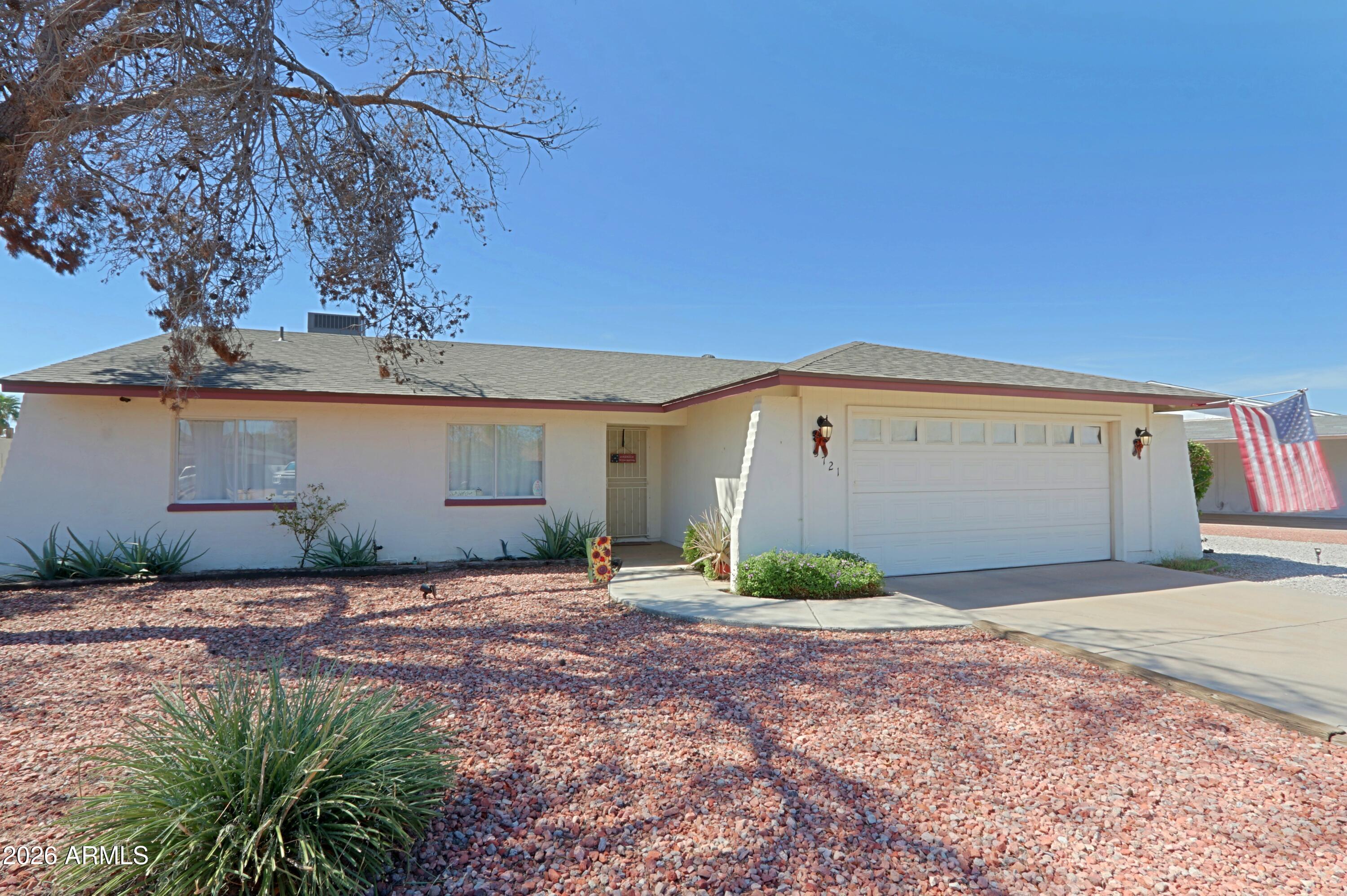 3721 W CALAVAR Road