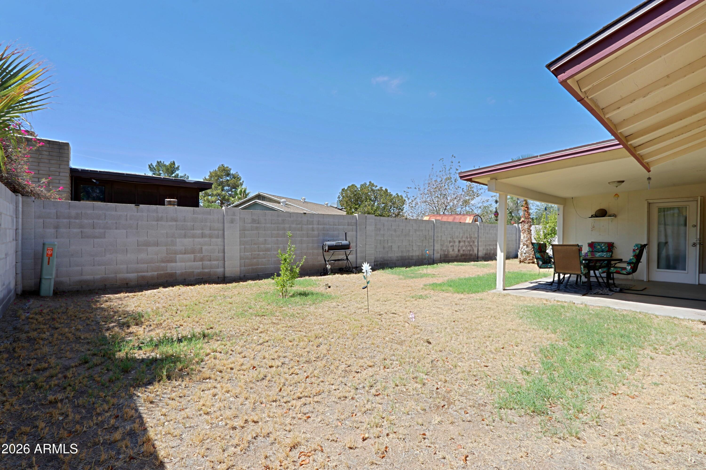 3721 W CALAVAR Road