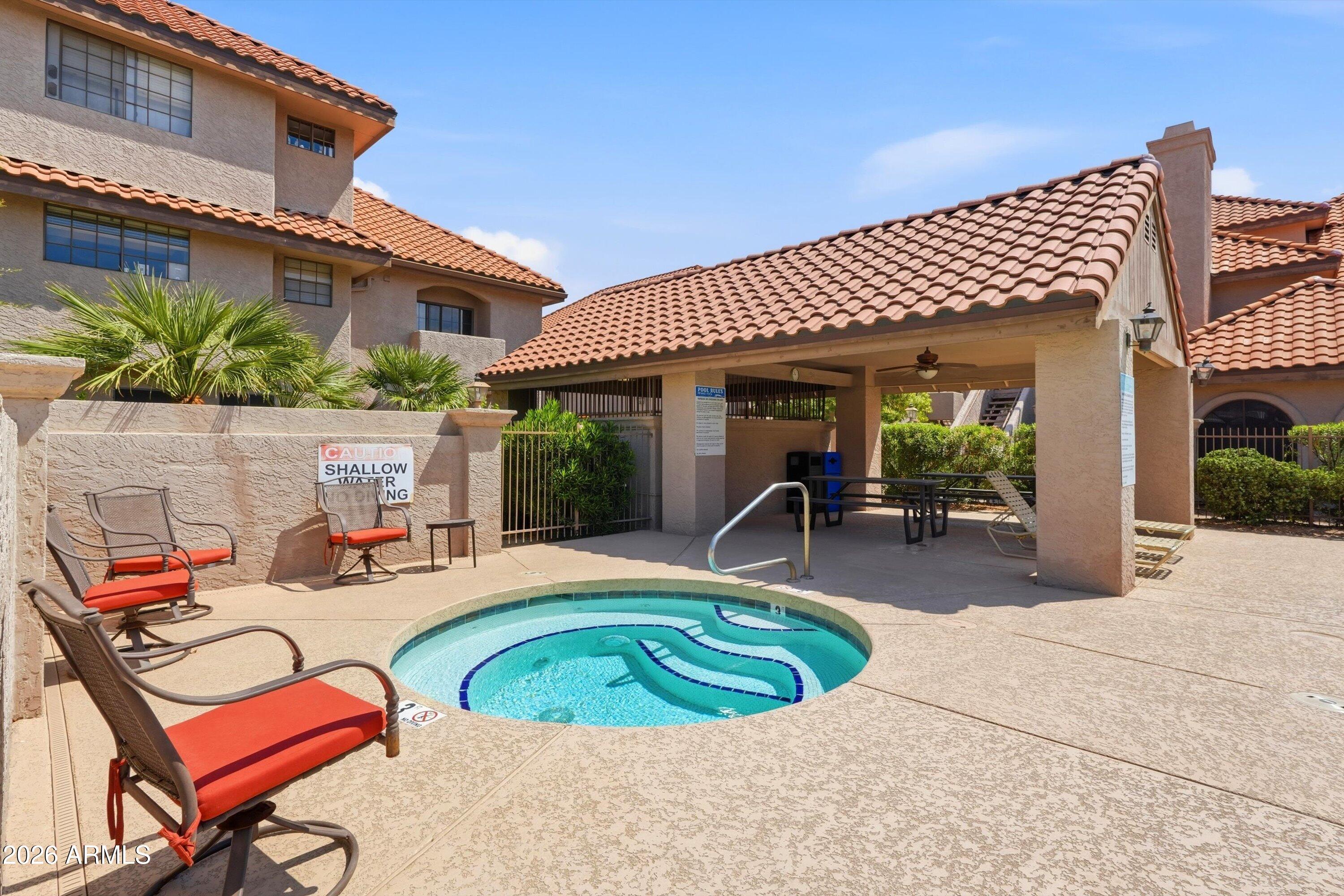 1211 N MILLER Road 116