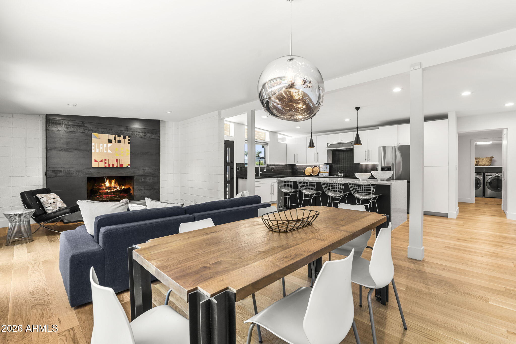 3402 E SELLS Drive