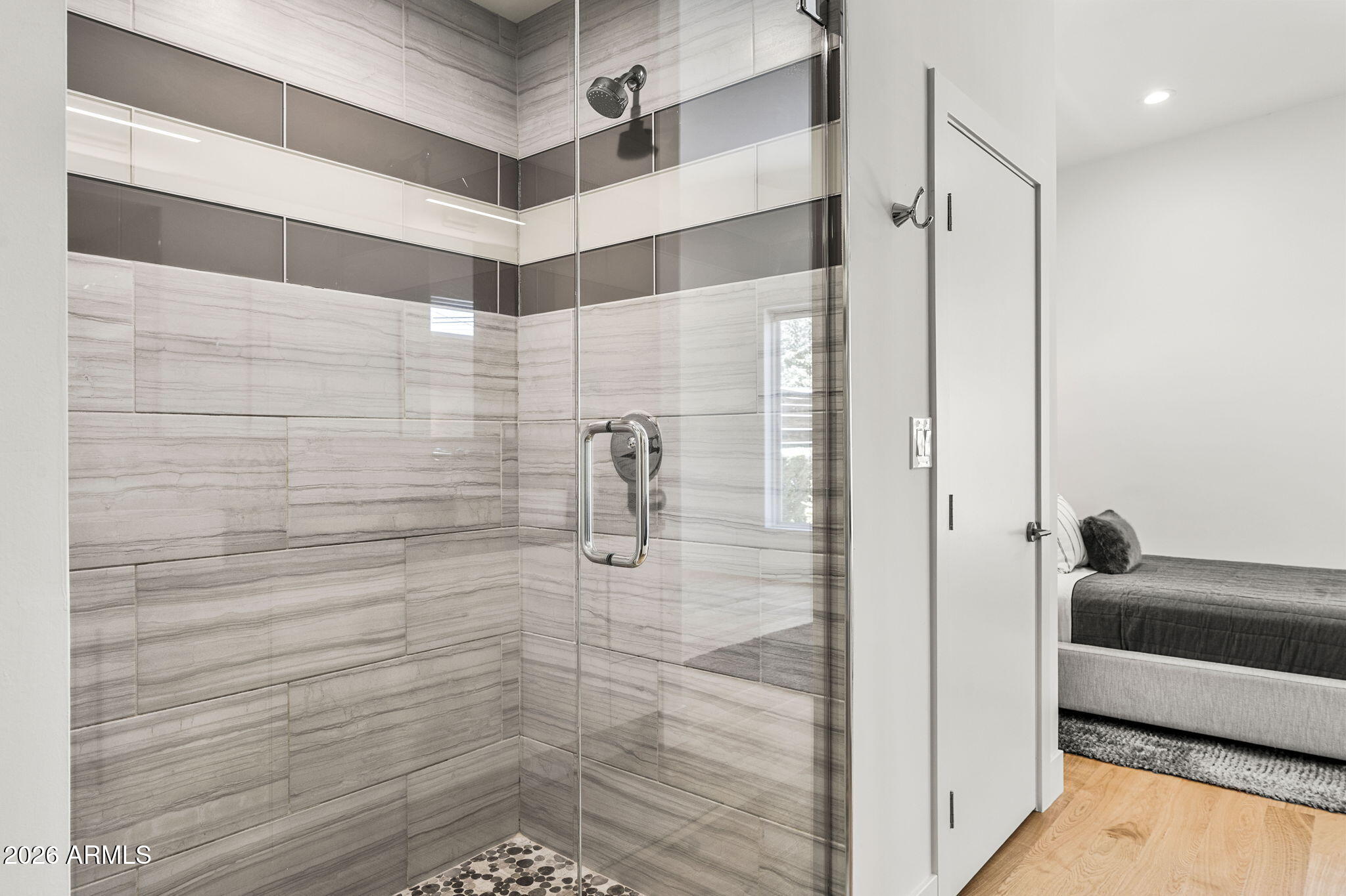 3402 E SELLS Drive