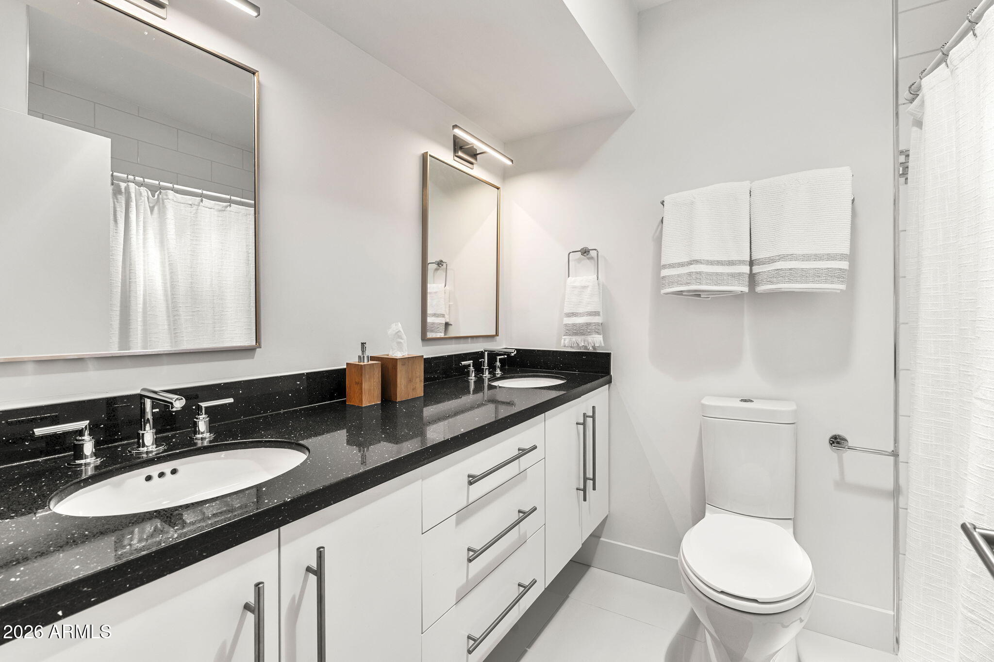 3402 E SELLS Drive