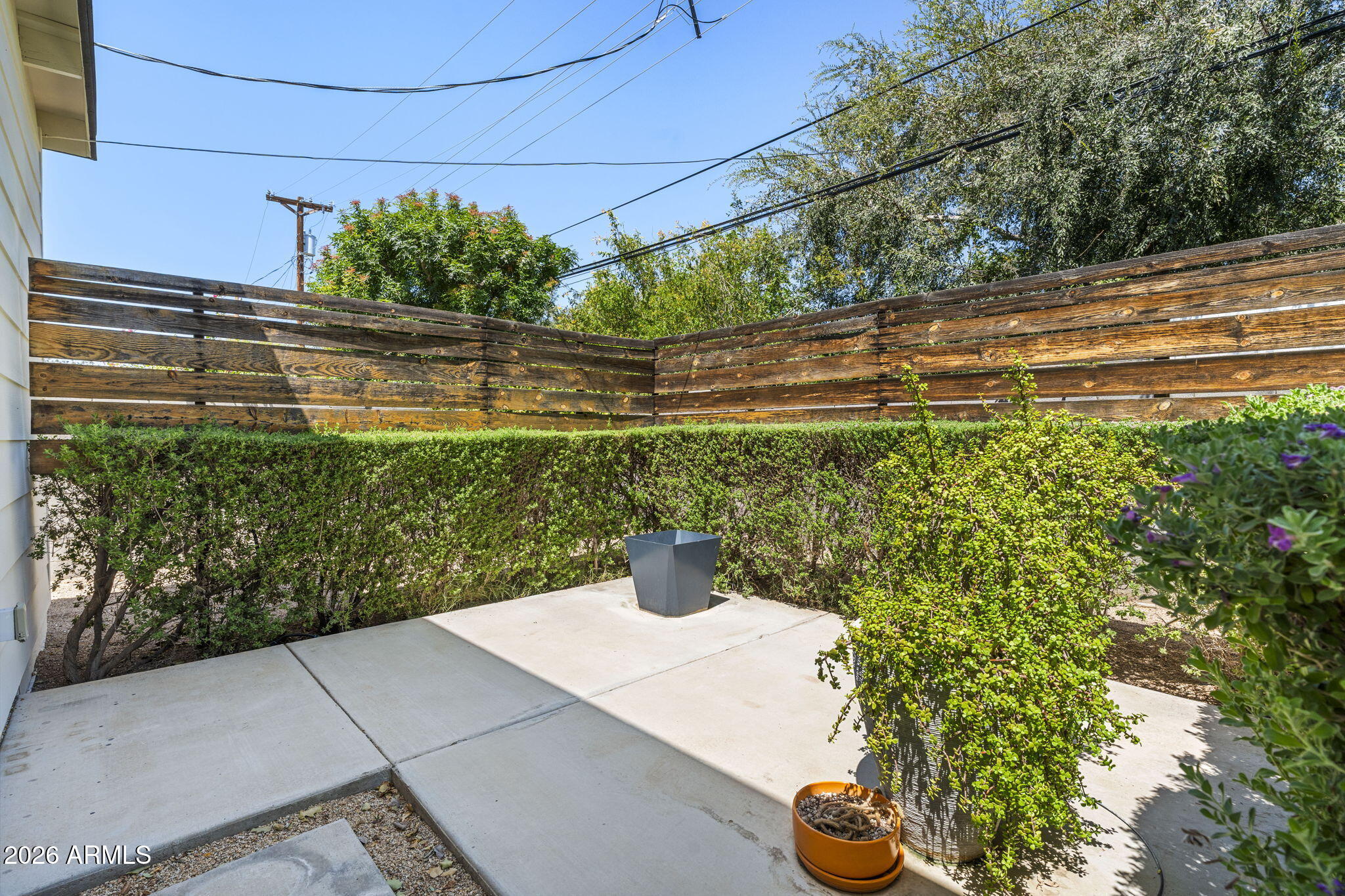 3402 E SELLS Drive