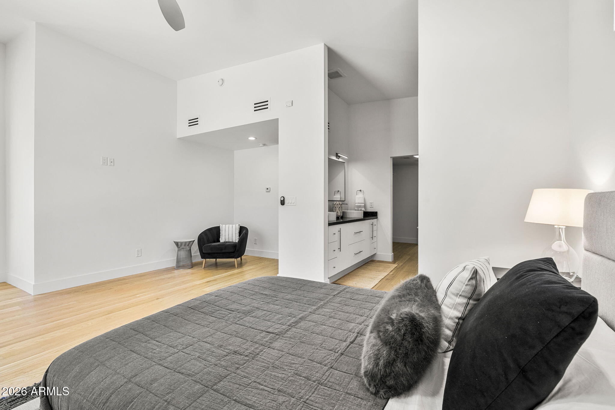 3402 E SELLS Drive