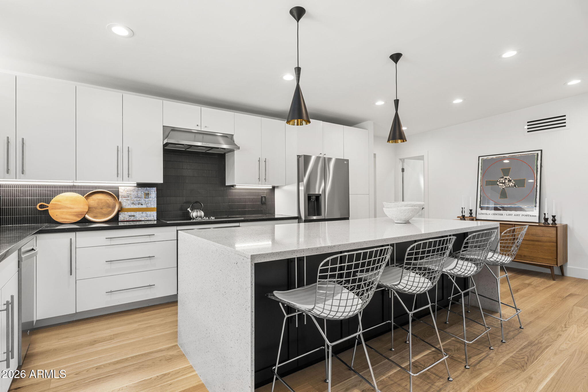 3402 E SELLS Drive