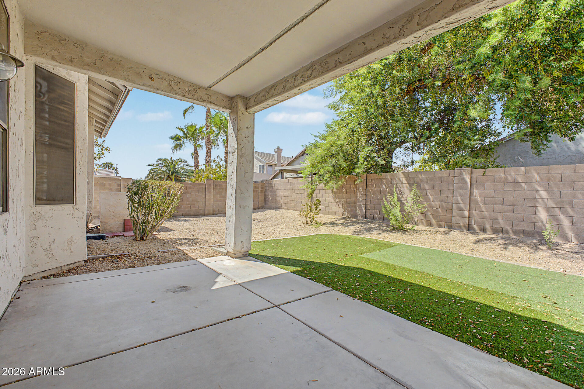 6526 W ORAIBI Drive