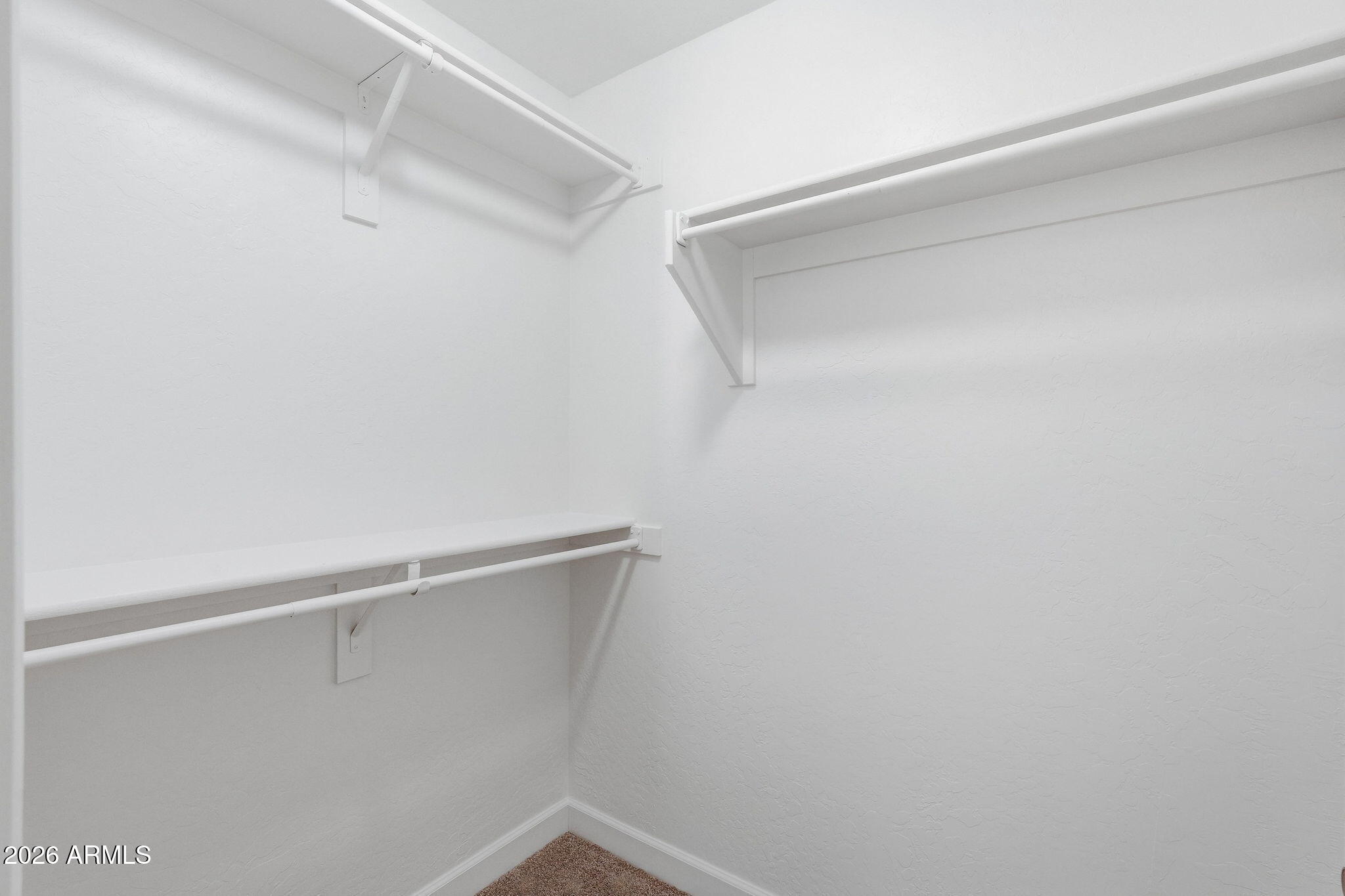 22343 E CALLE DE FLORES