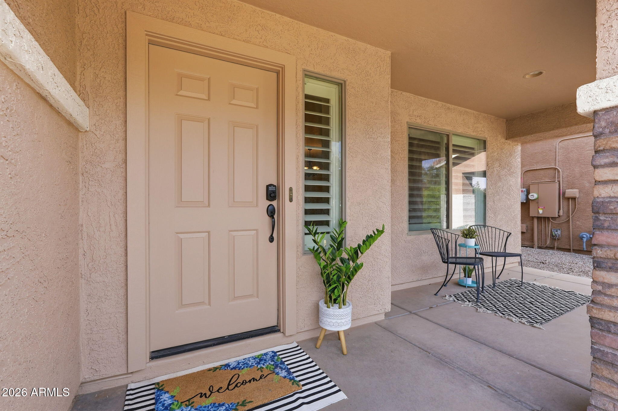22343 E CALLE DE FLORES
