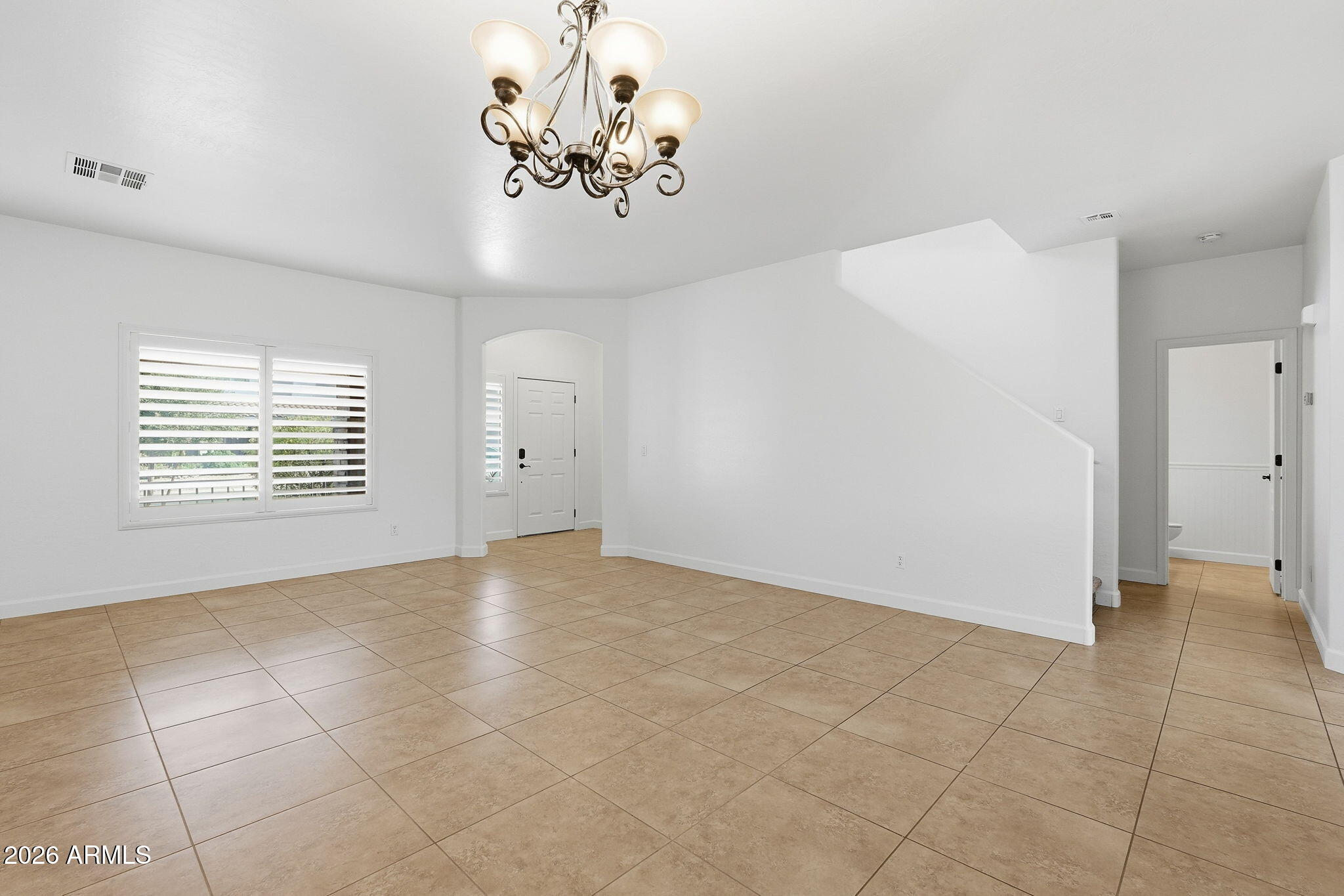 22343 E CALLE DE FLORES