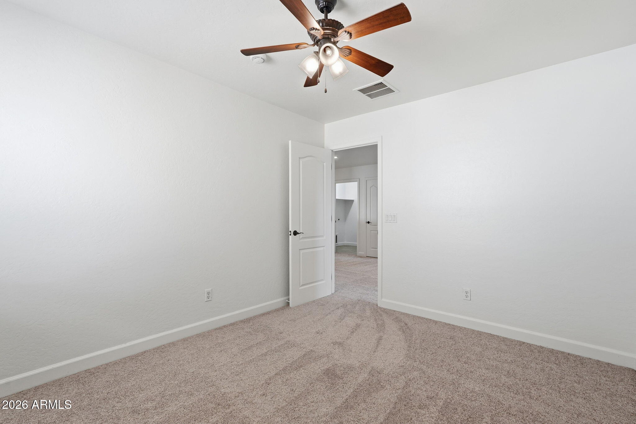 22343 E CALLE DE FLORES